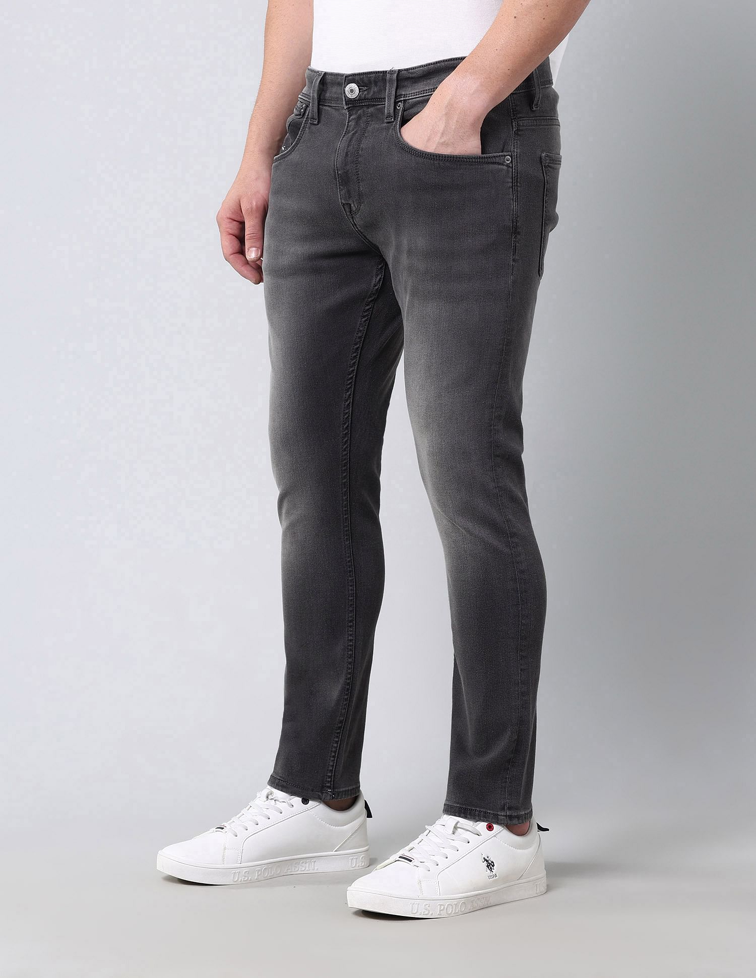 U.S. Polo Assn. Denim Co. Cropped Length Henry Tapered Fit Super Stretch Jeans