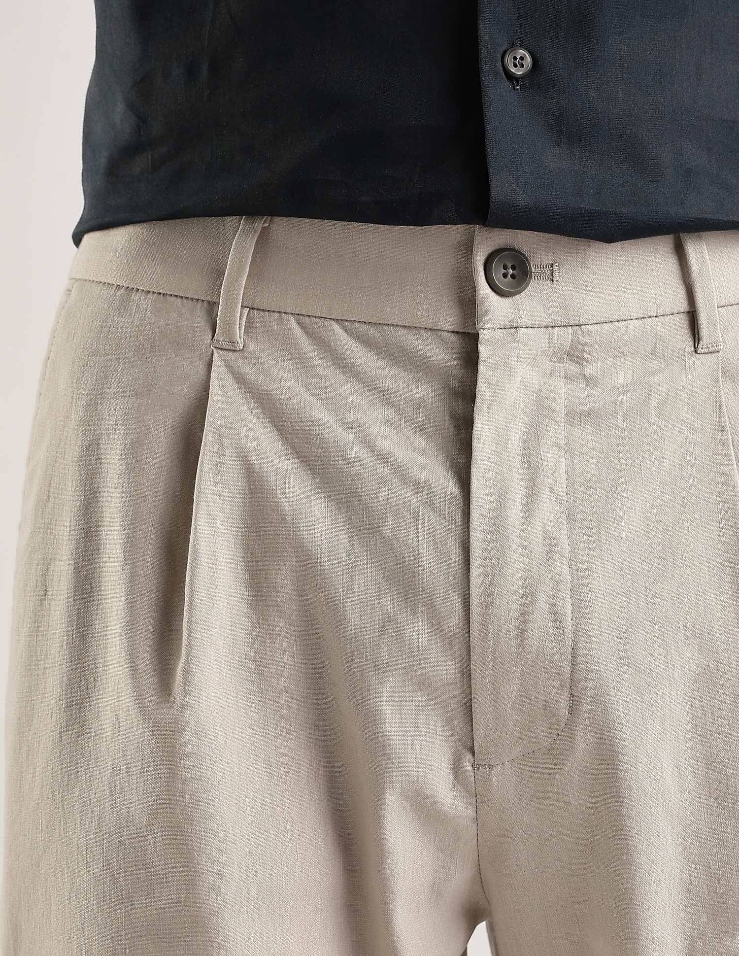 Calvin Klein Jeans Tapered-Fit Solid Mid Rise Trouser