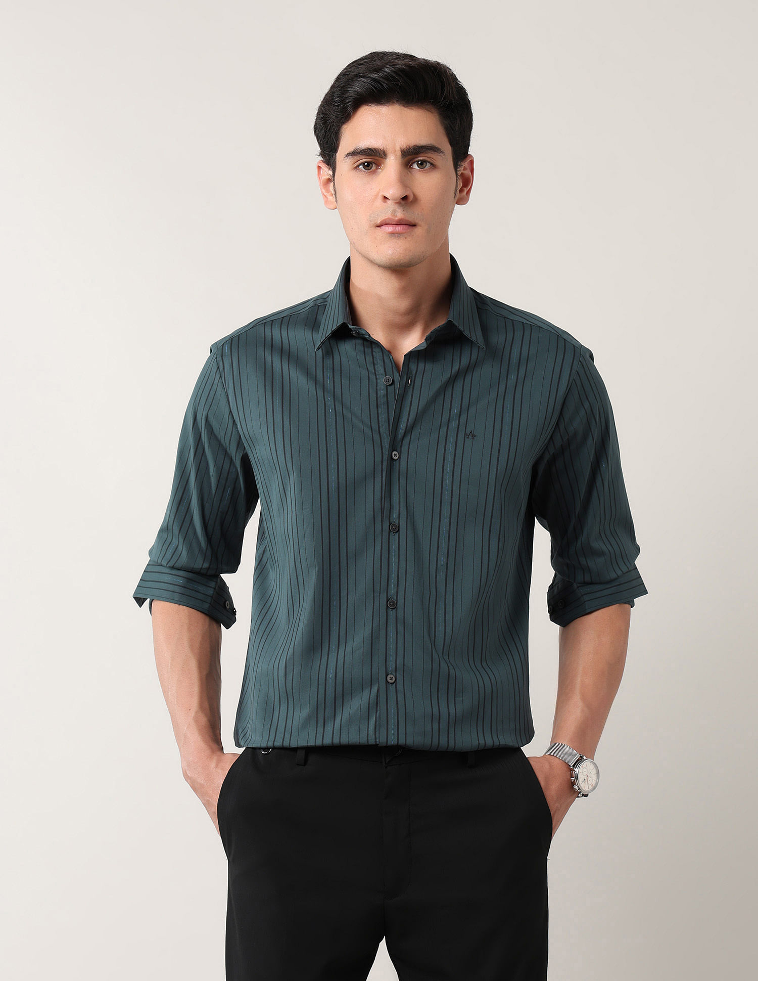 Arrow Newyork Vertical Striped Manhattan Slim Fit Shirt