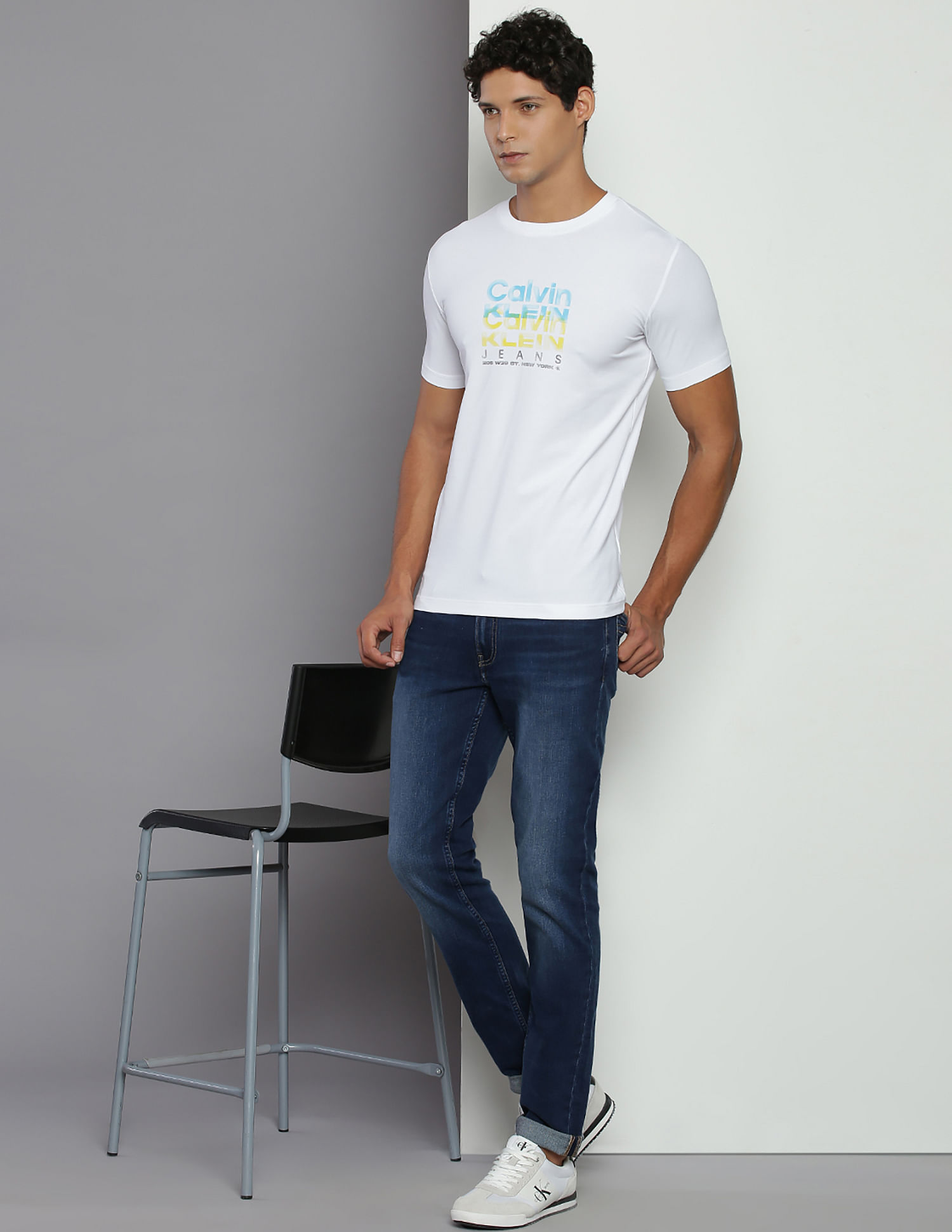 Calvin Klein Crew Neck Repeat Logo T-Shirt