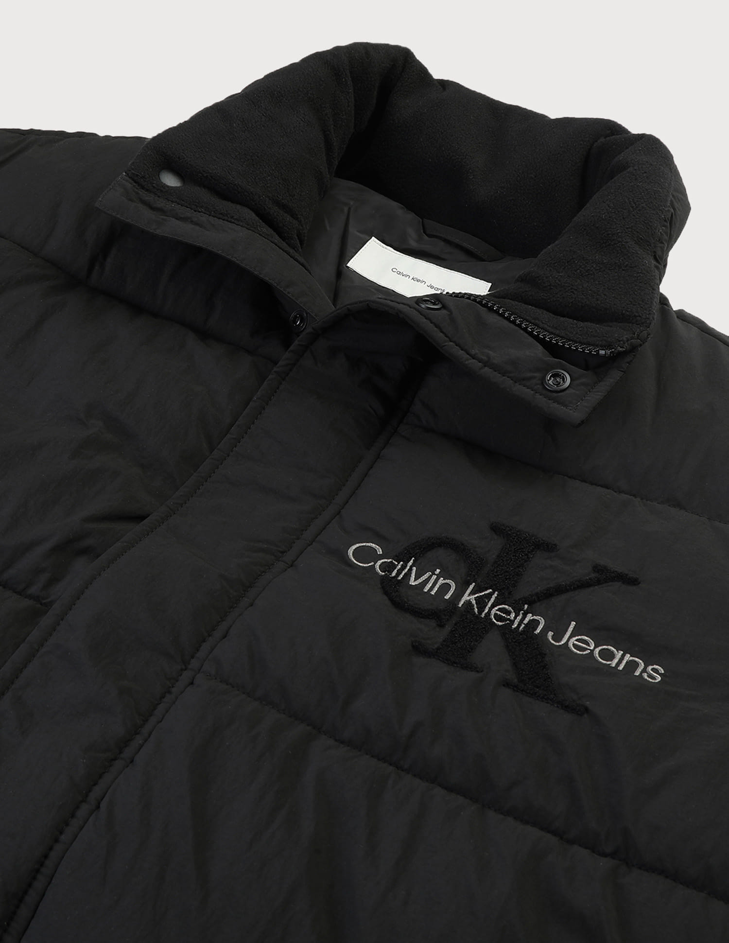Buy Calvin Klein Jeans Chenille Puffer Jacket - NNNOW.com