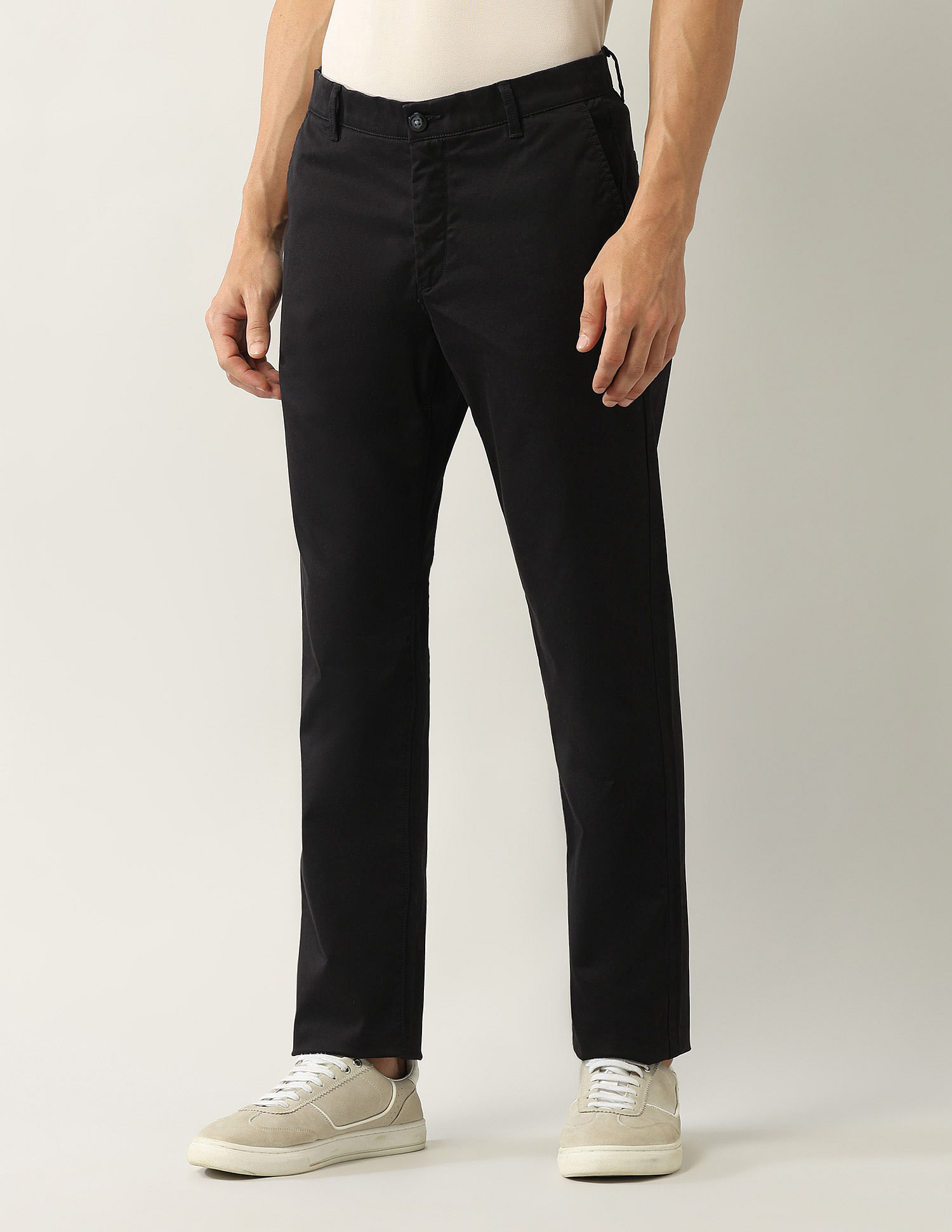Arrow Sport Regular Fit Solid Mid Rise Trousers