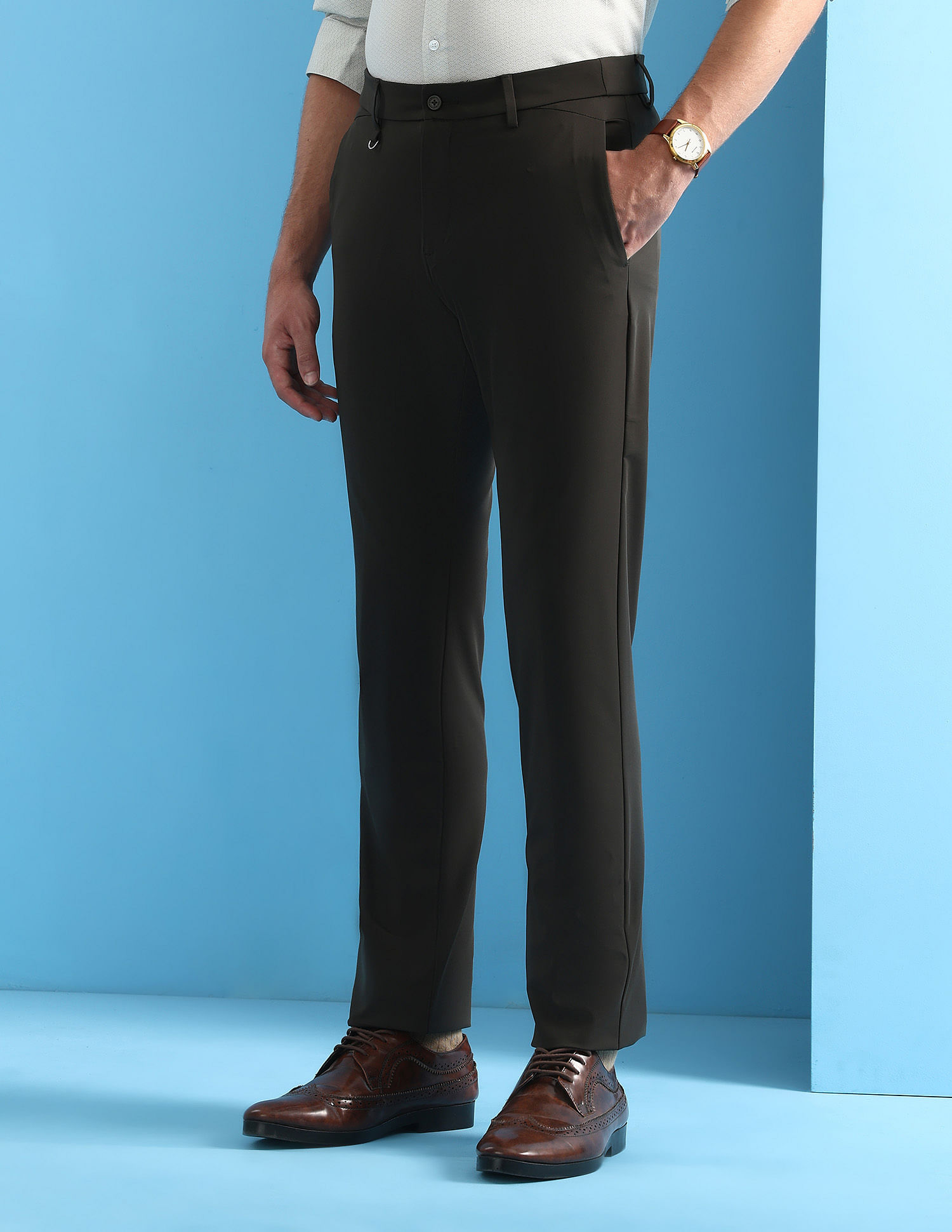 Arrow Newyork Solid Regular Fit Knitted Trousers