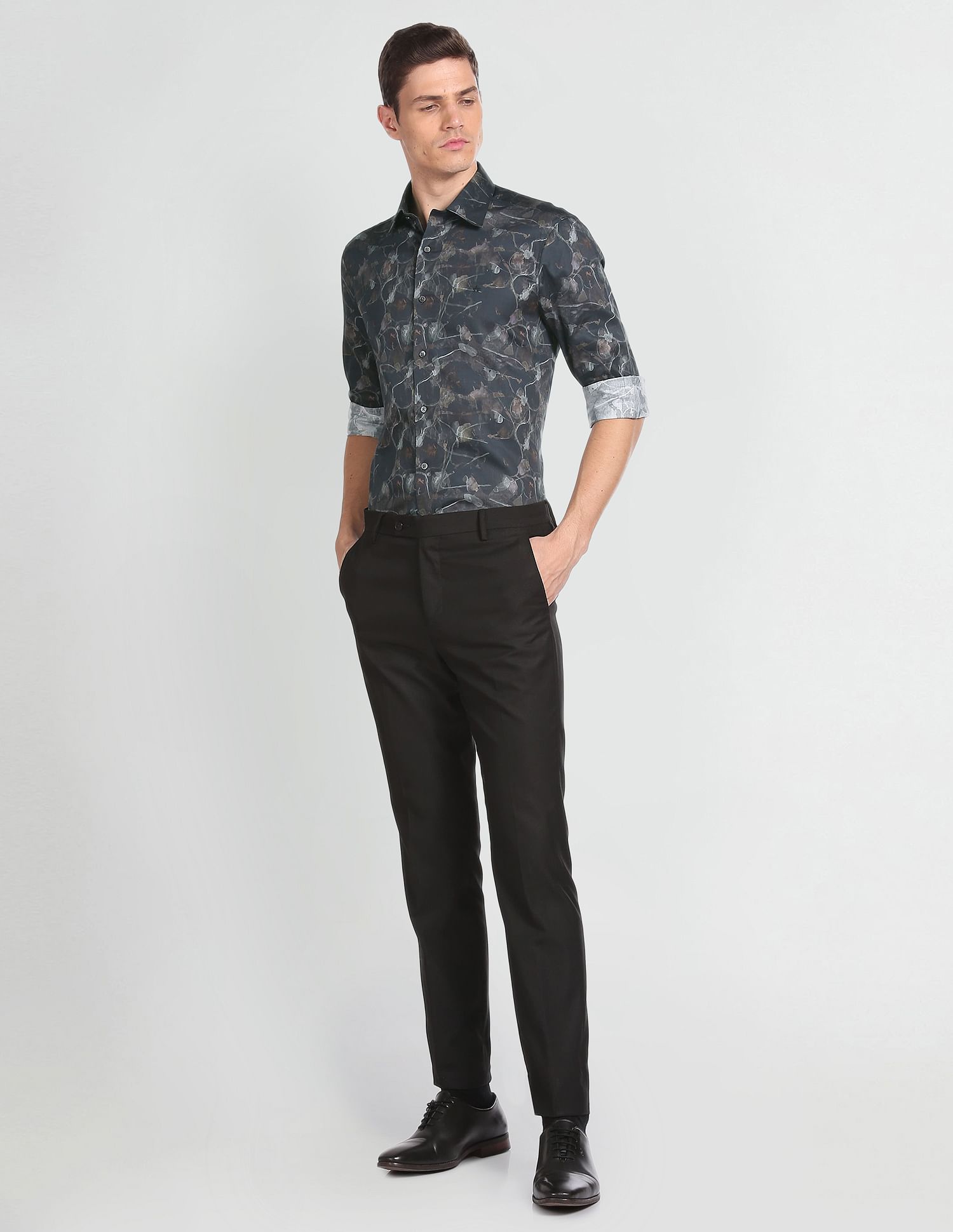 Arrow Tailored Fit Abstract Print Shirt