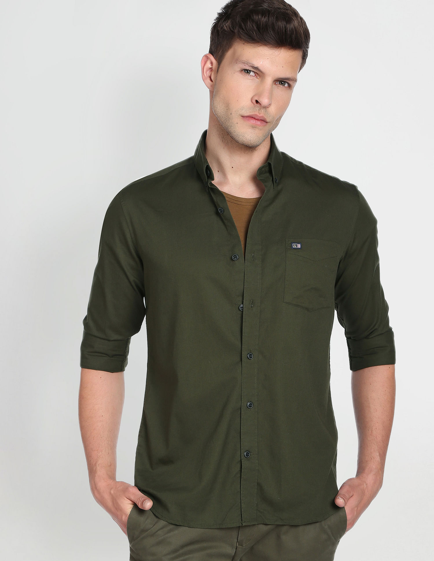 Arrow dress shirts sales button down collar