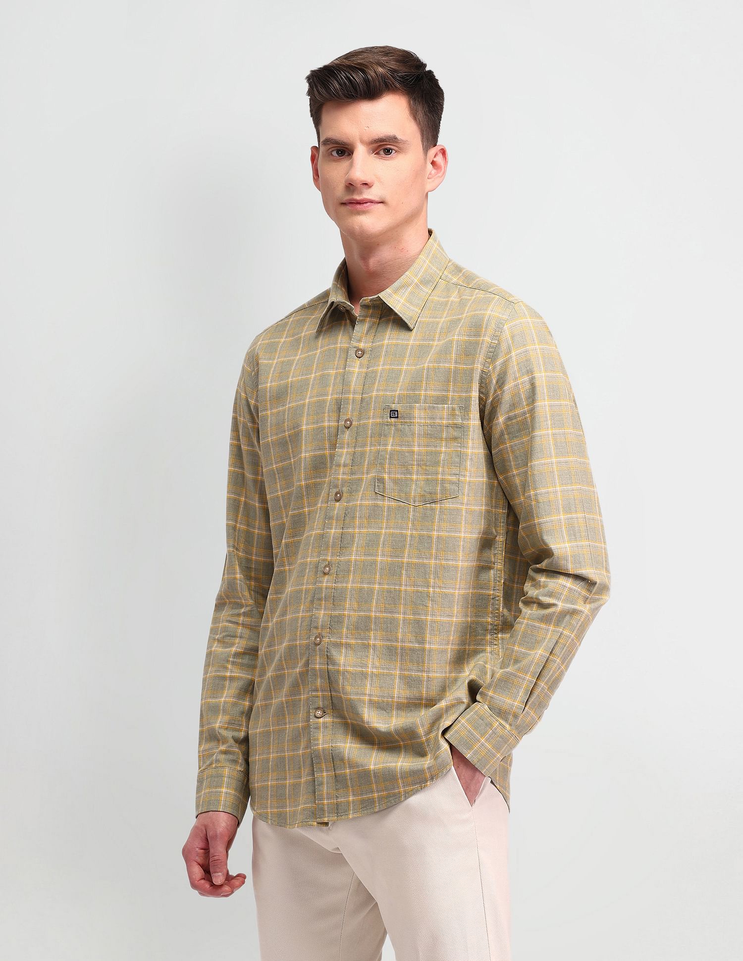 Arrow Sport Slim Fit Herringbone Shirt