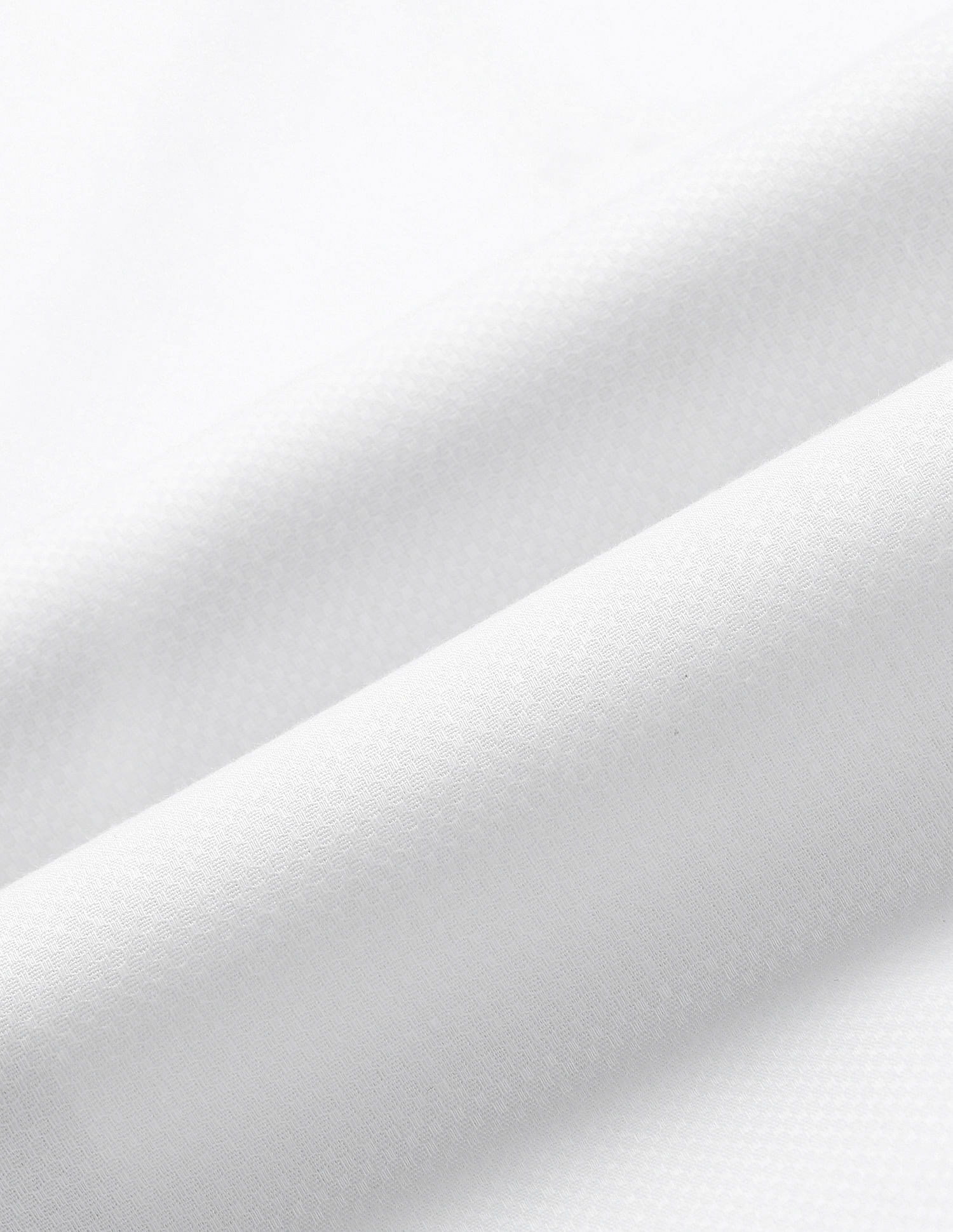 Arrow Manhattan Slim Fit Cotton Shirt