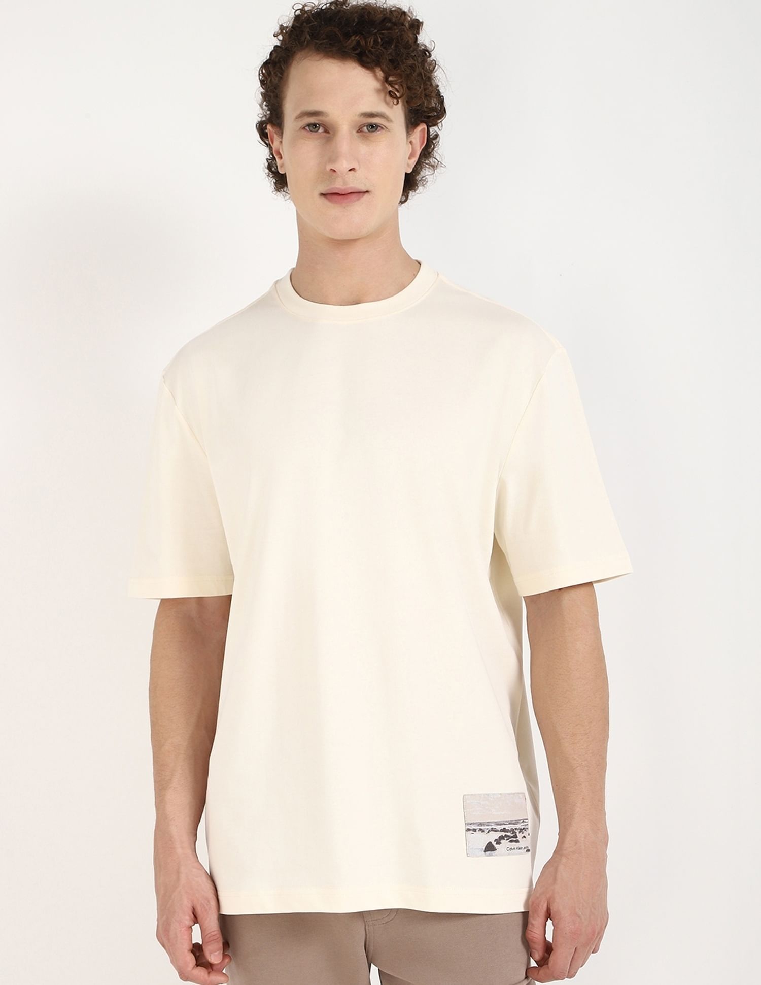 Calvin Klein Jeans Graphic Relaxed-Fit Cotton T Shirt
