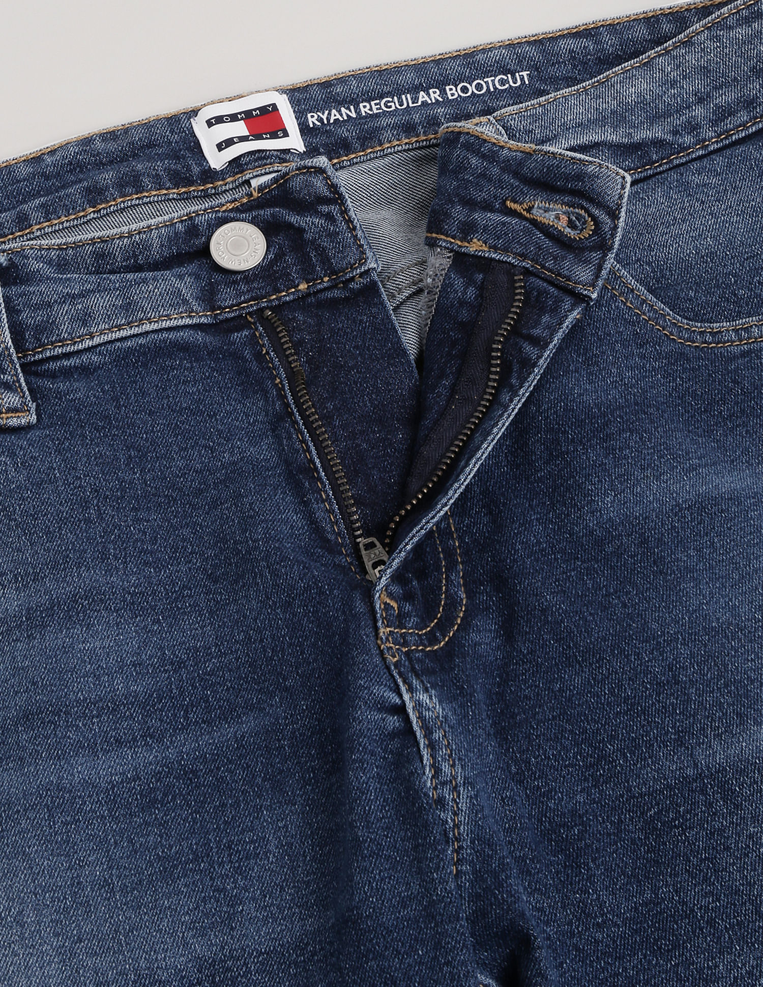 Tommy Hilfiger Ryan Bootcut Stone Wash Jeans