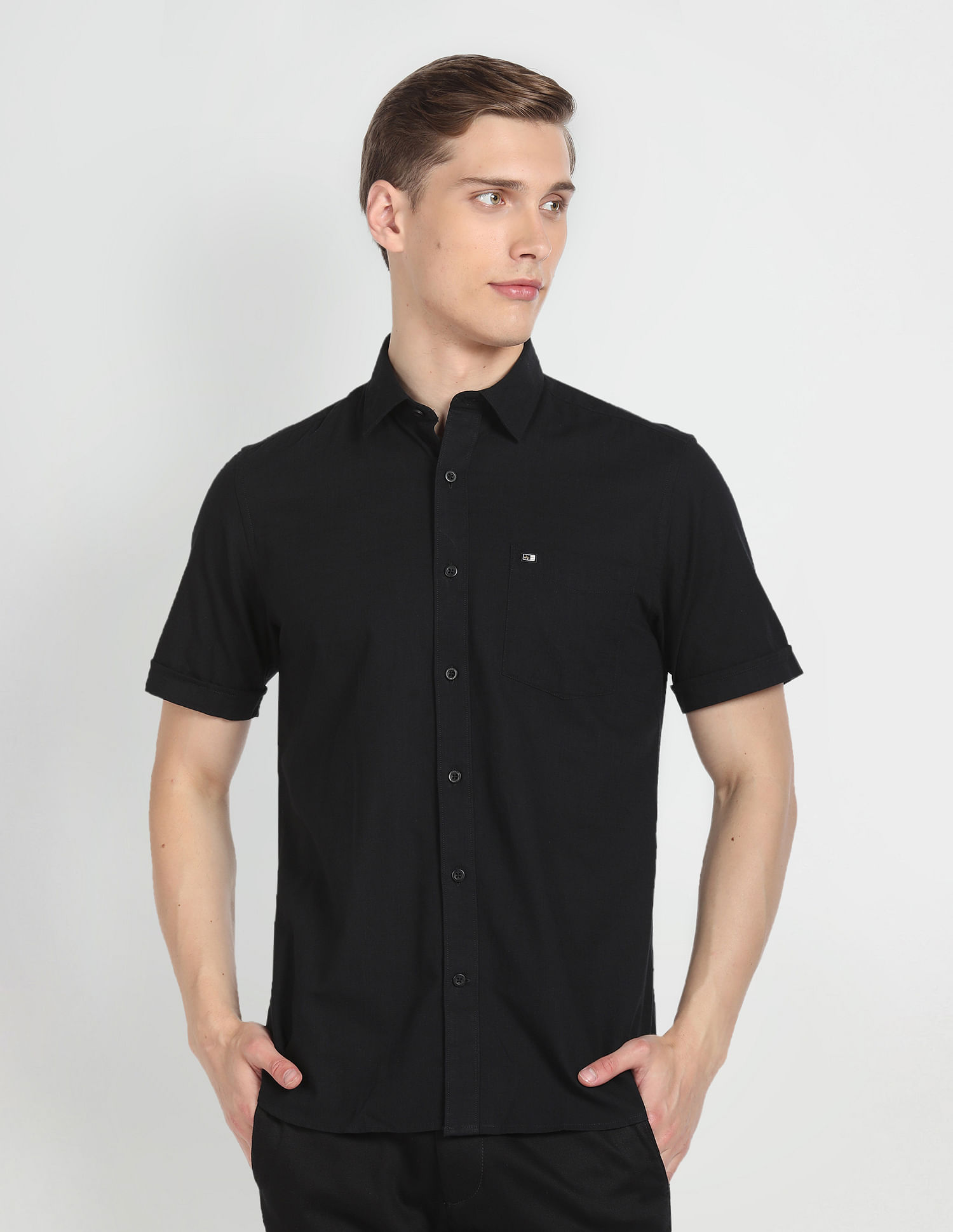 Arrow Sports Spread Collar Solid Shirt
