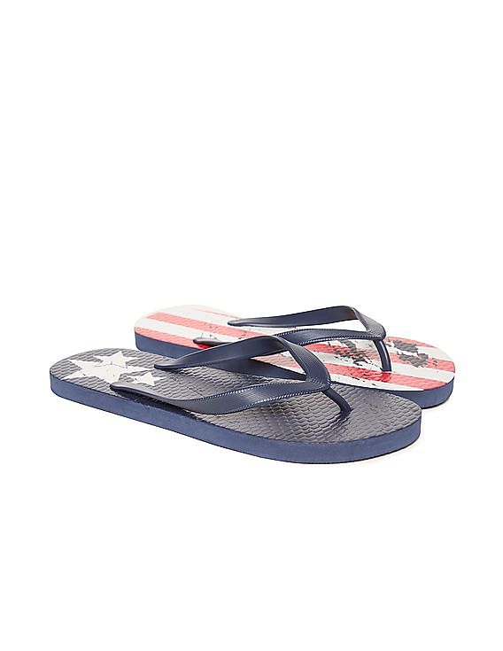 Buy GAP Men Men Multi Colour Print Flip Flops NNNOW