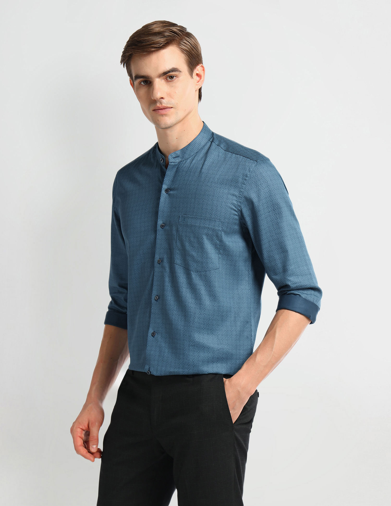 Arrow Geometric Printed Manhattan Slim Fit Shirt