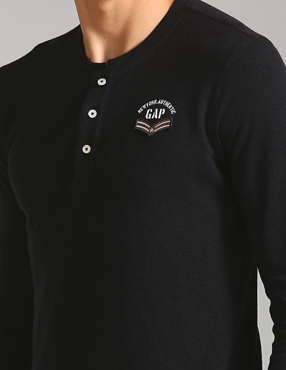 Buy GAP Men Men Black Full Sleeve Henley T-Shirt - NNNOW.com