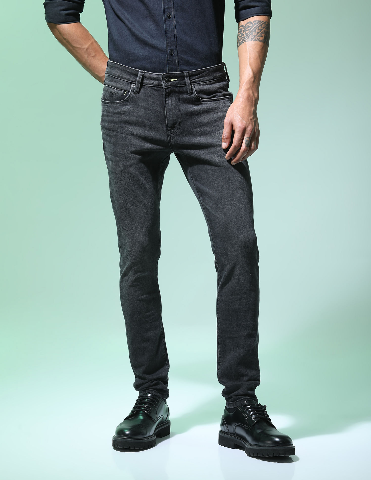 Flying Machine Super Skinny Fit Mid Rise Jeans