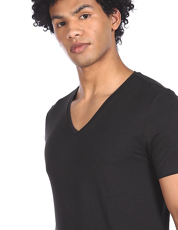 Buy Calvin Klein Men Black Solid V Neck T Shirt NNNOW