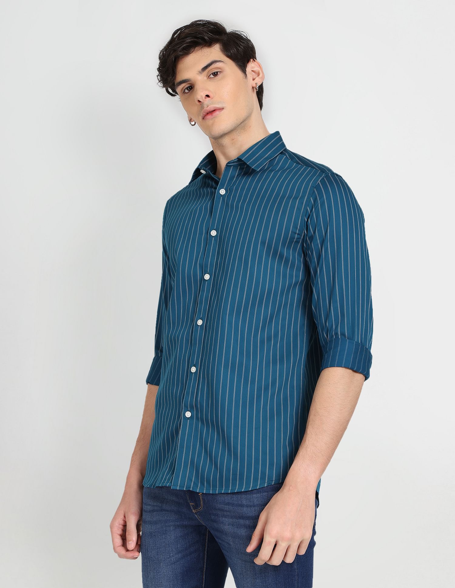 Flying Machine Vertical Stripe Slim Fit Shirt