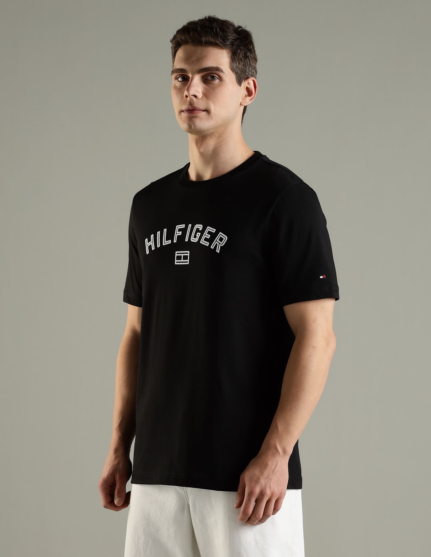 Tommy Hilfiger Embroidered Logo Regular Fit Cotton T-Shirt