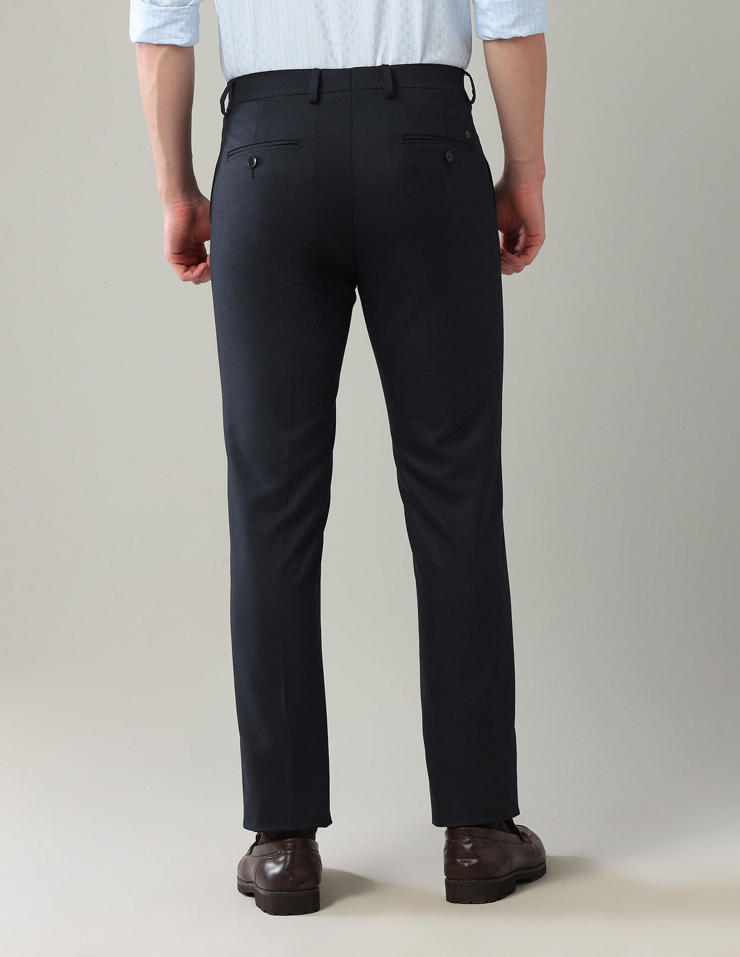 Arrow AutoFlex Regular Fit Mid Rise Trousers