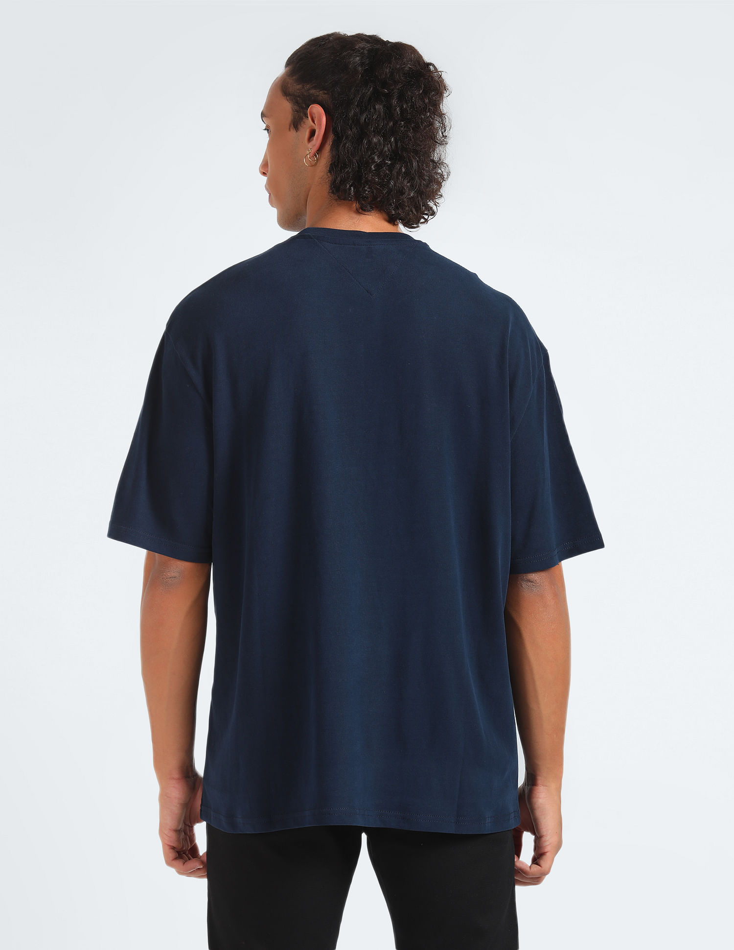 Buy Tommy Hilfiger Oversized Appliqued Logo T-Shirt - NNNOW.com