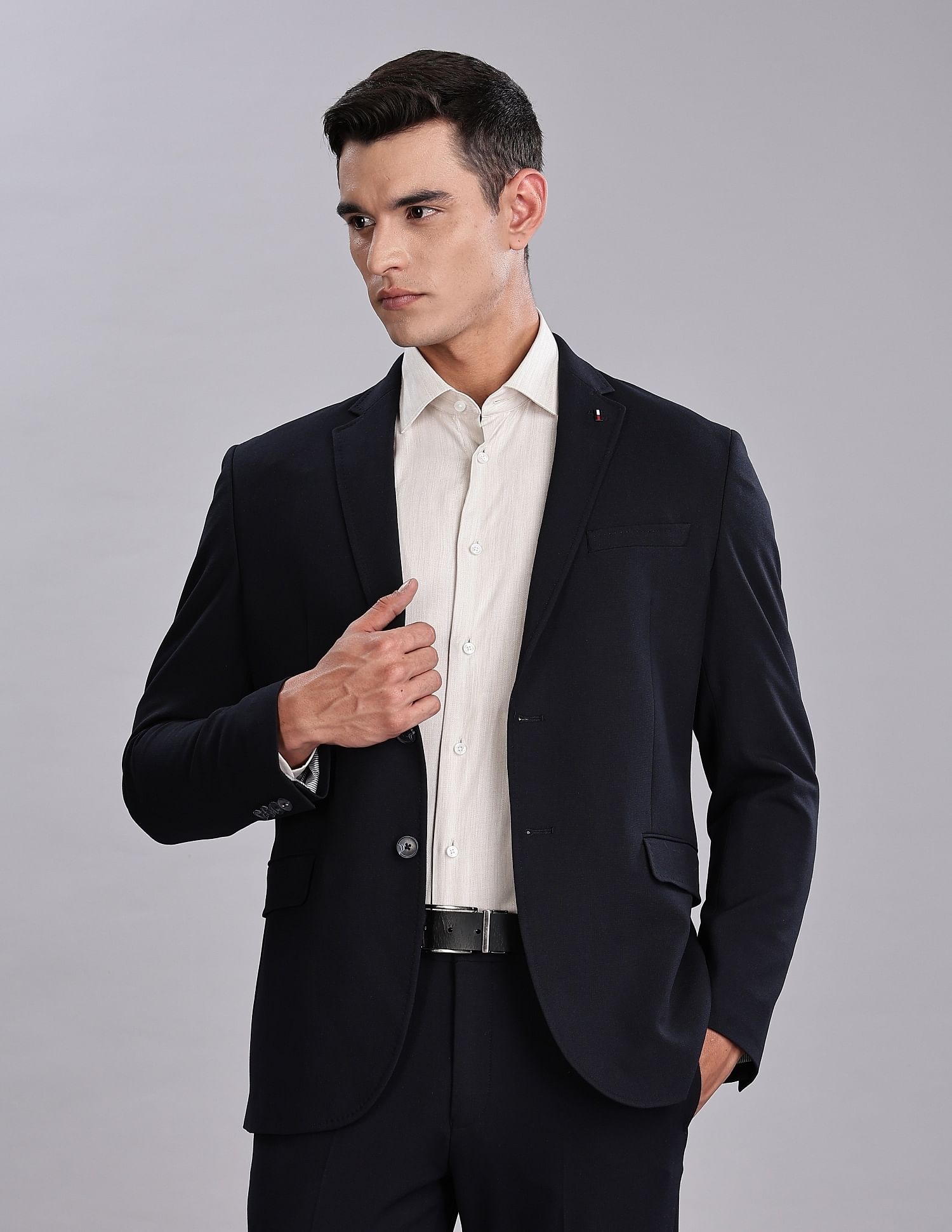 Tommy Hilfiger Solid Regular-Fit Polyester Blazer