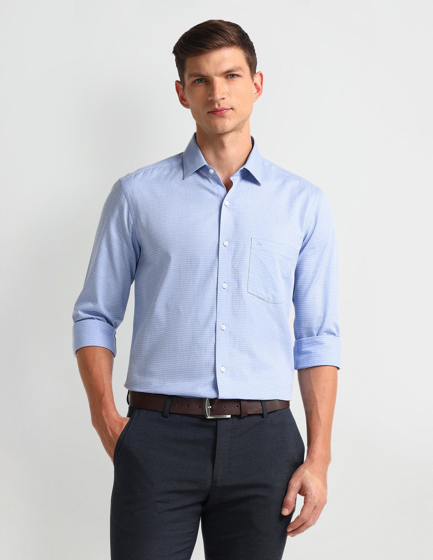 Arrow Slim Fit Solid Cotton Shirt