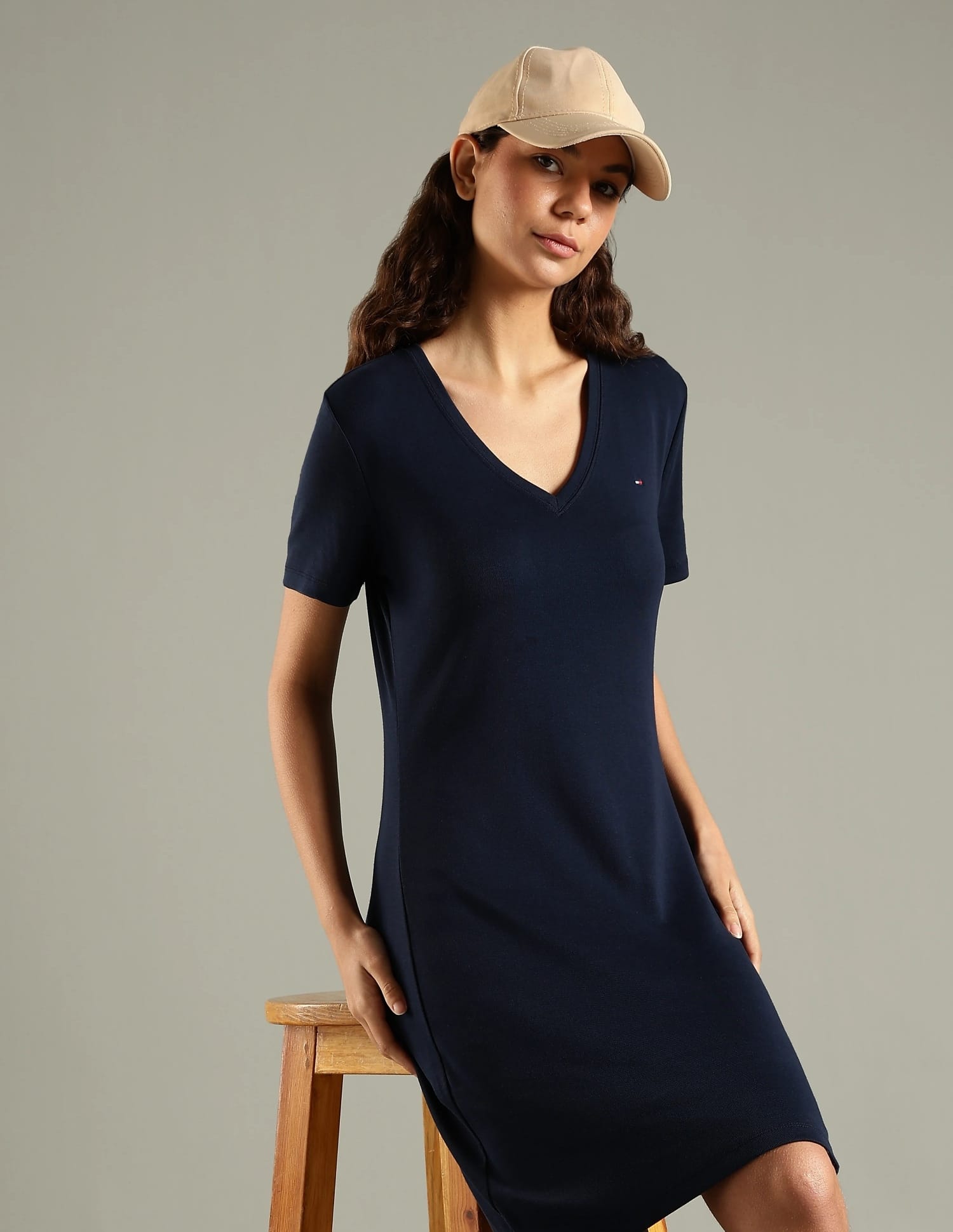 t shirt dress v neck Crystal Bow V-Neck T-Shirt AREA A perfect fit any day of the week Old Navy | Dresses |