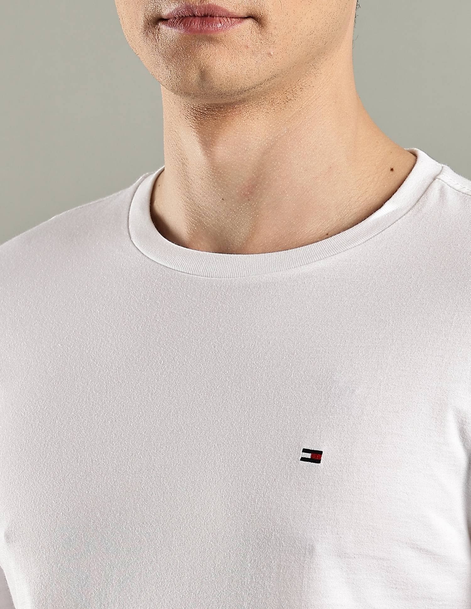 Tommy Hilfiger Solid Regular-Fit Cotton T-Shirt