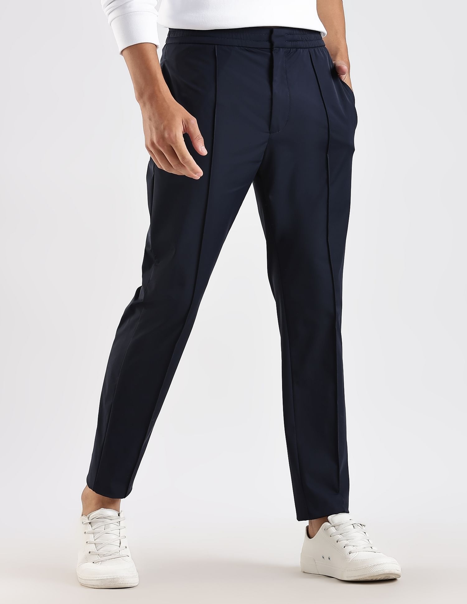 Calvin Klein Jeans Tapered Fit Solid Mid Rise Trouser