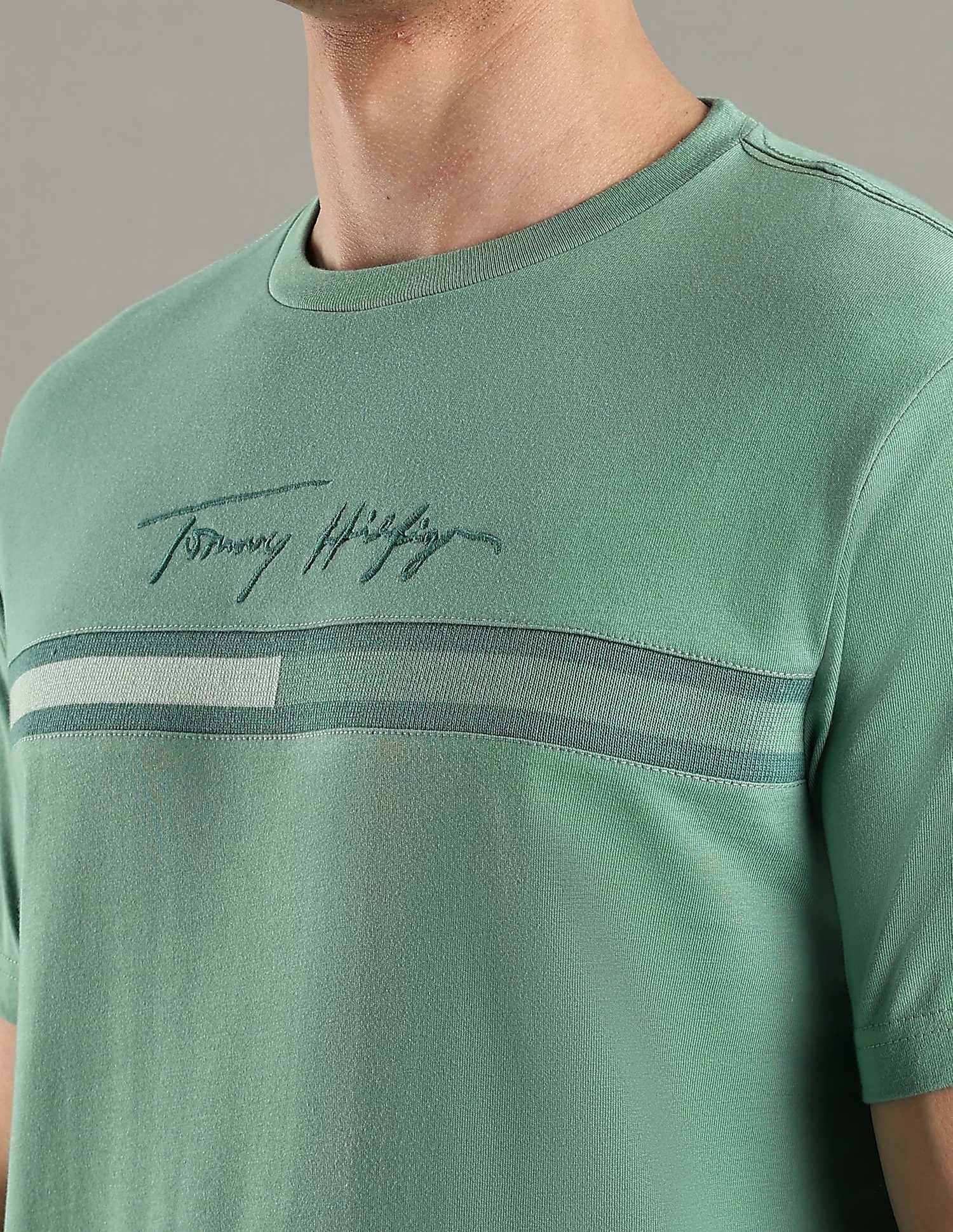 Tommy Hilfiger Logo Regular-Fit Cotton T-Shirt