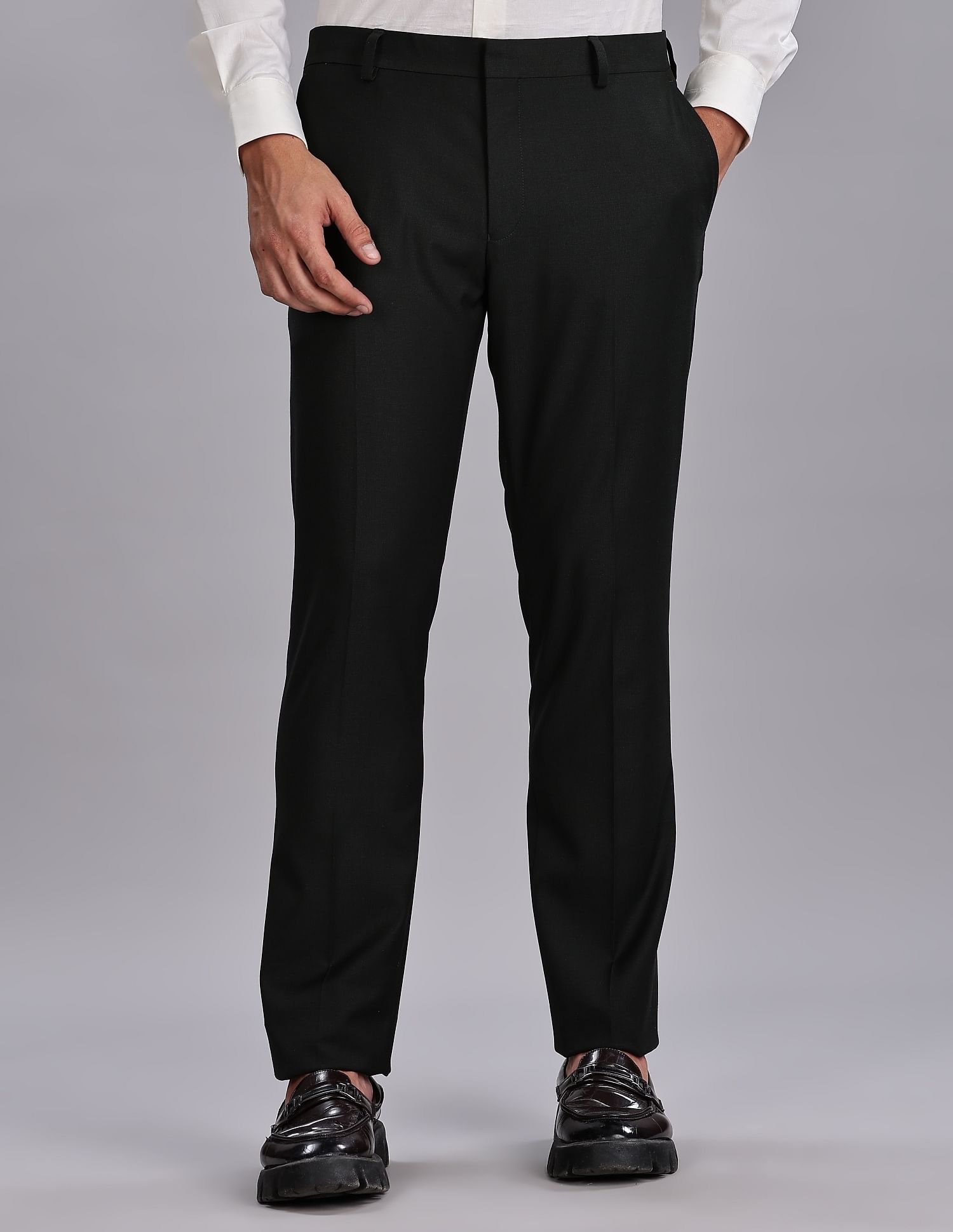 Tommy Hilfiger Regular-Fit Self-Design Mid Rise Trouser