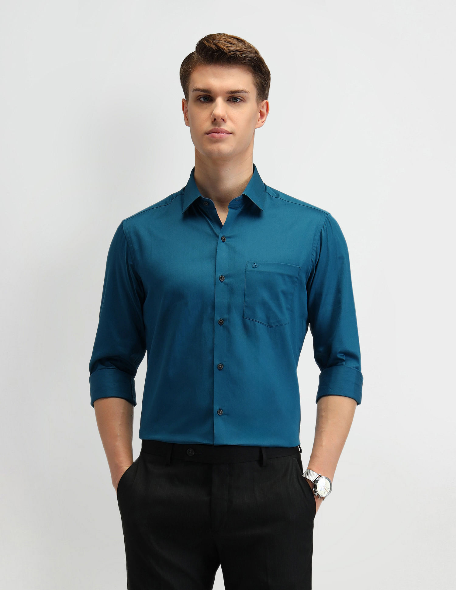 Arrow Solid Manhattan Slim Fit Shirt