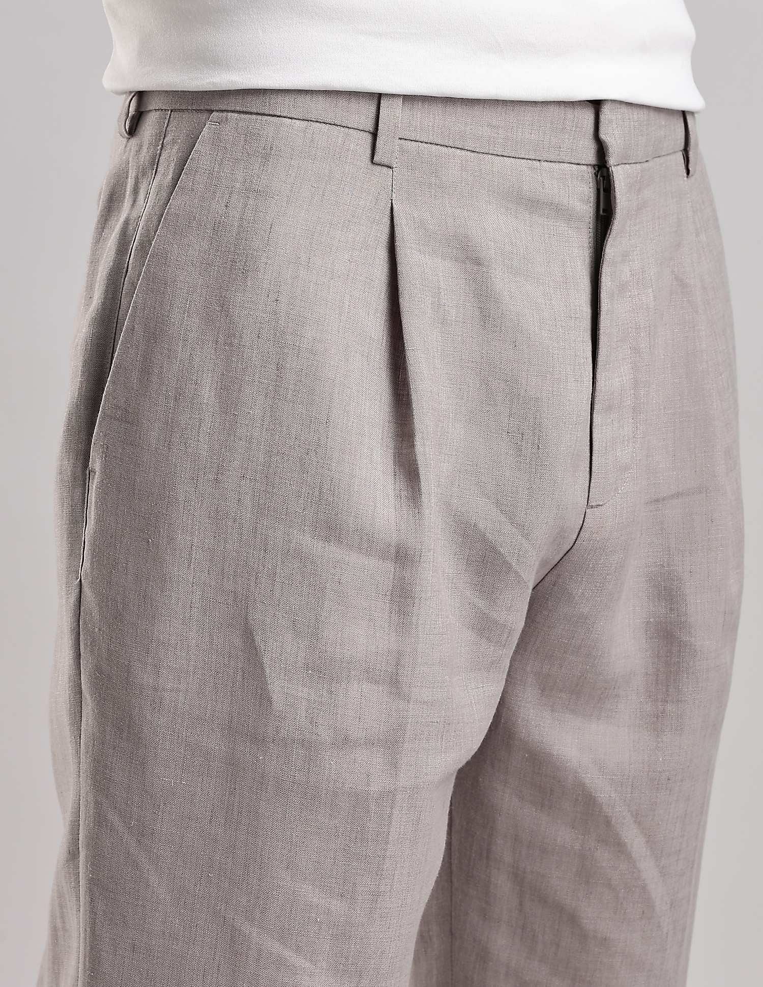 Calvin Klein Jeans Slim-Fit Solid Mid Rise Trousers