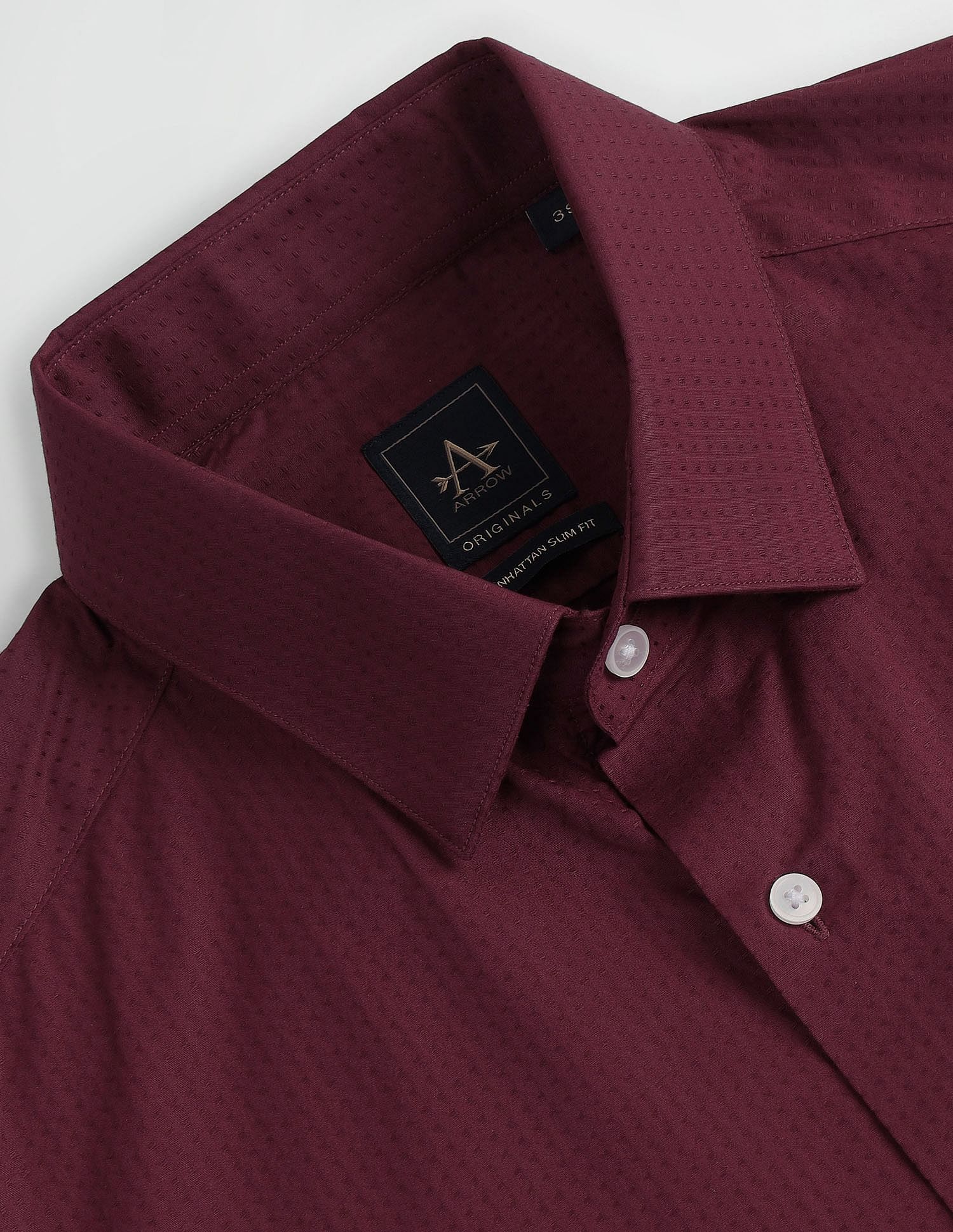 Arrow Pure Cotton Manhattan Slim Fit Shirt