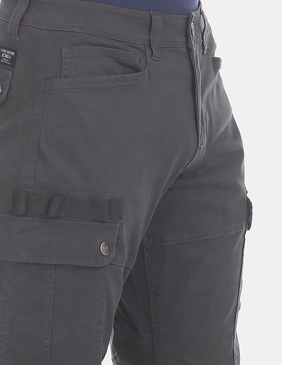 Buy Flying Machine Mid Rise Solid Cargo Jeans - NNNOW.com