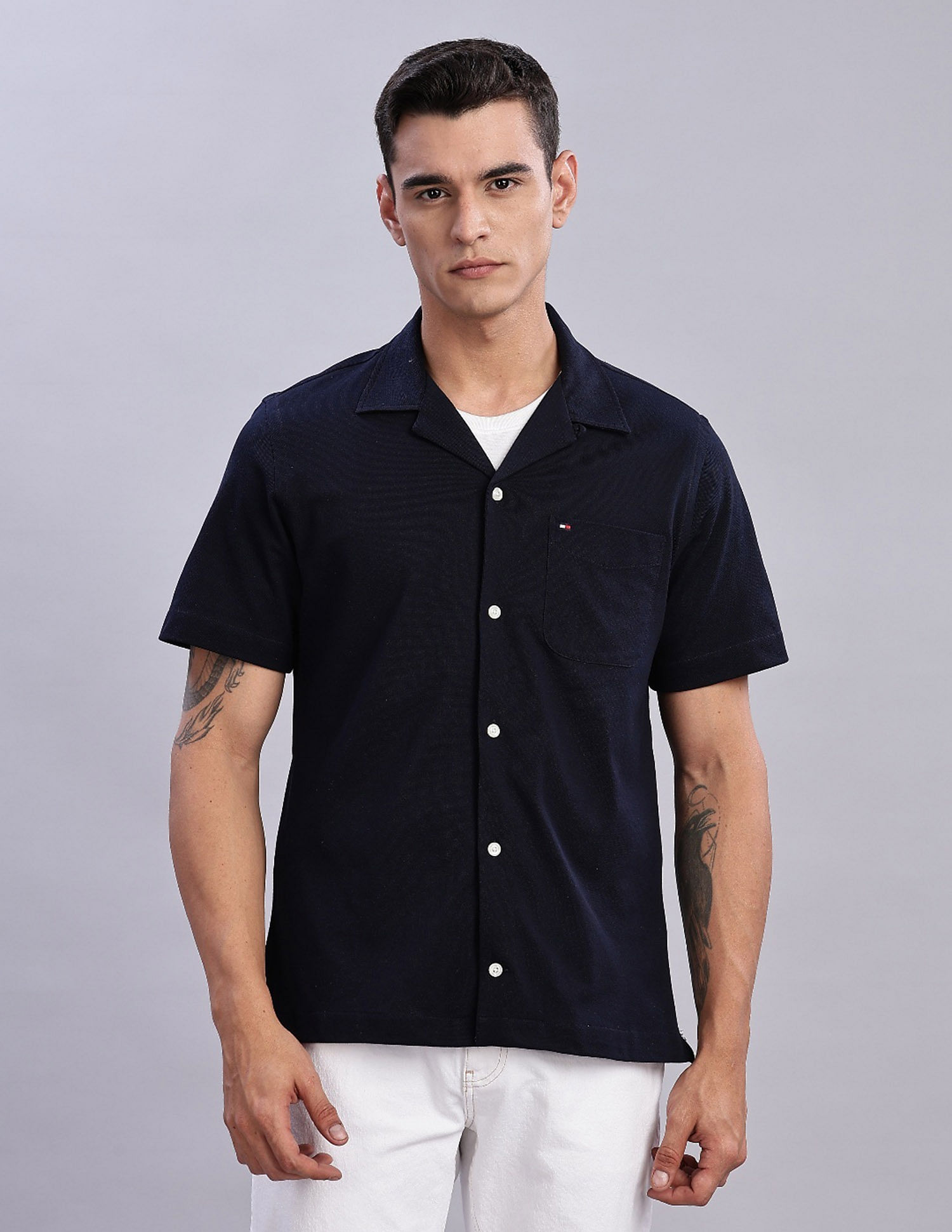 Tommy Hilfiger Solid Regular Fit Plain Woven Shirt