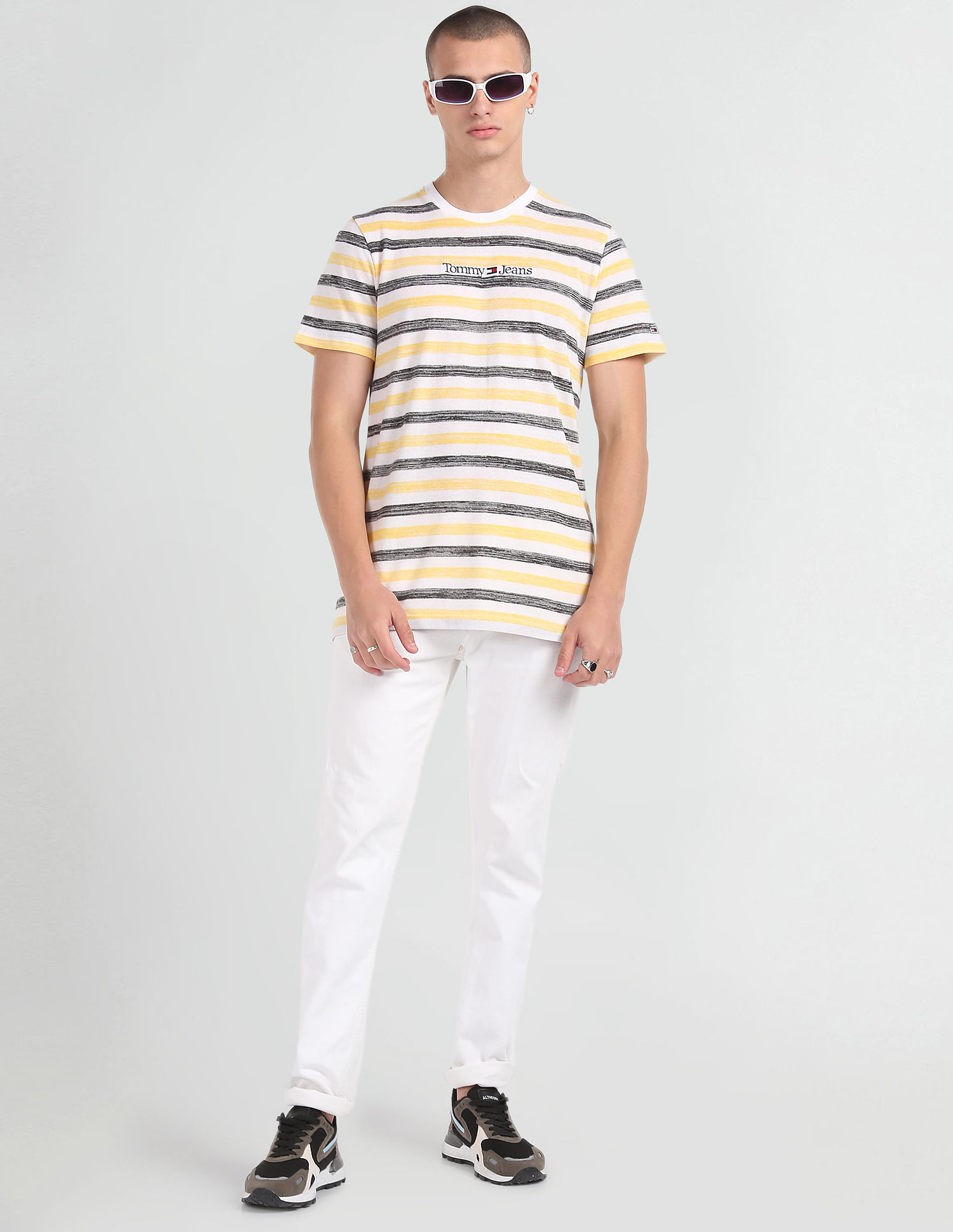 Tommy Hilfiger Classic Gold Linear Tee - Tommy Jeans 2024