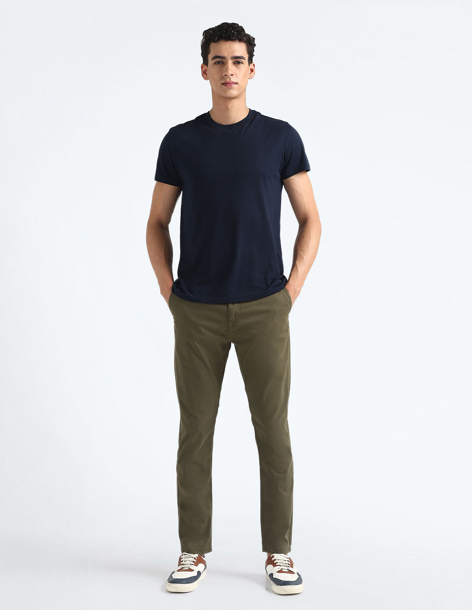Flying Machine Slash Slim Tapered Fit Solid Chinos