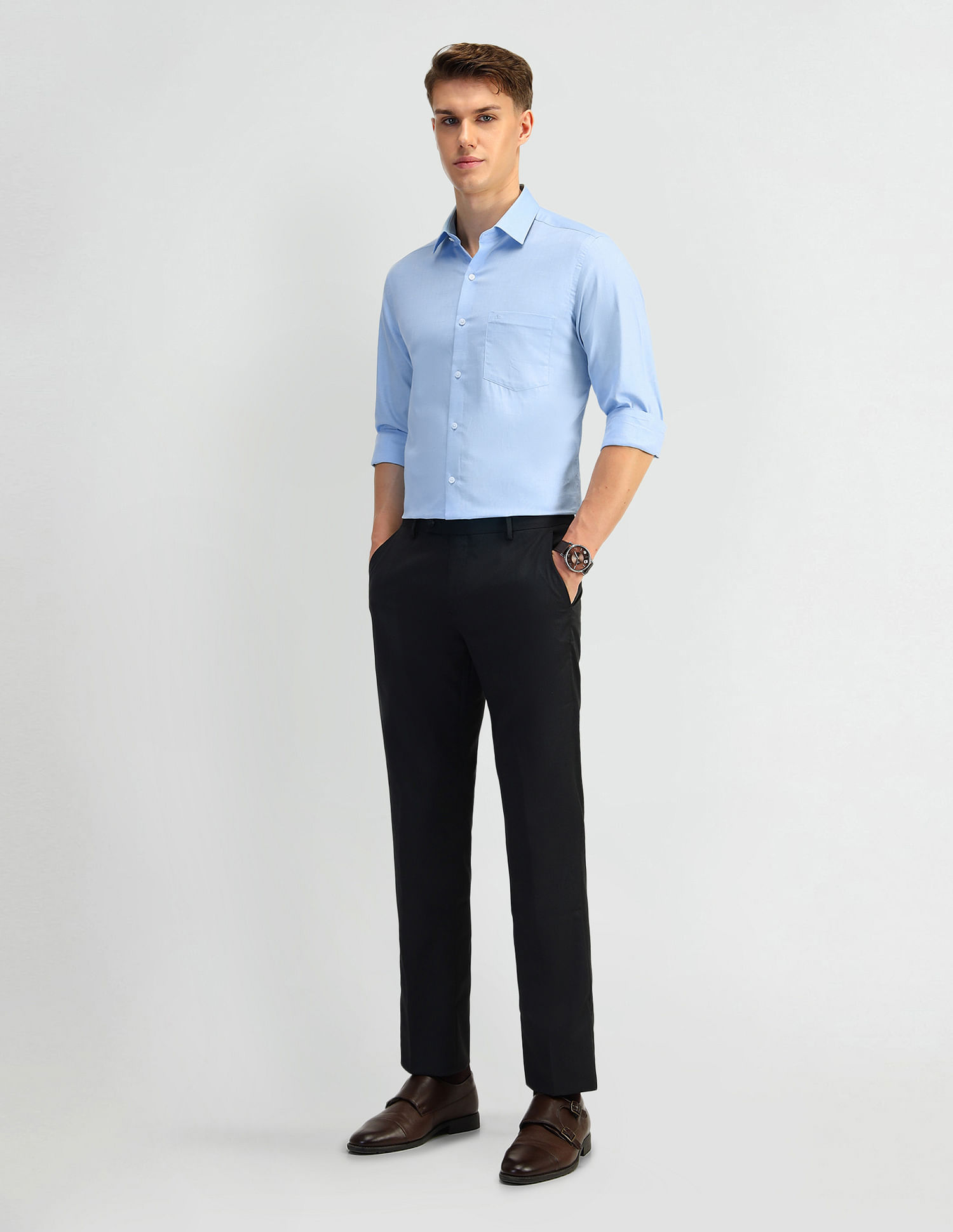 Arrow Manhattan Slim Fit Solid Shirt
