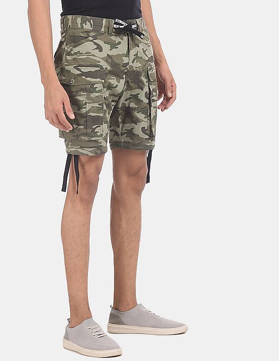 green camo cargo shorts