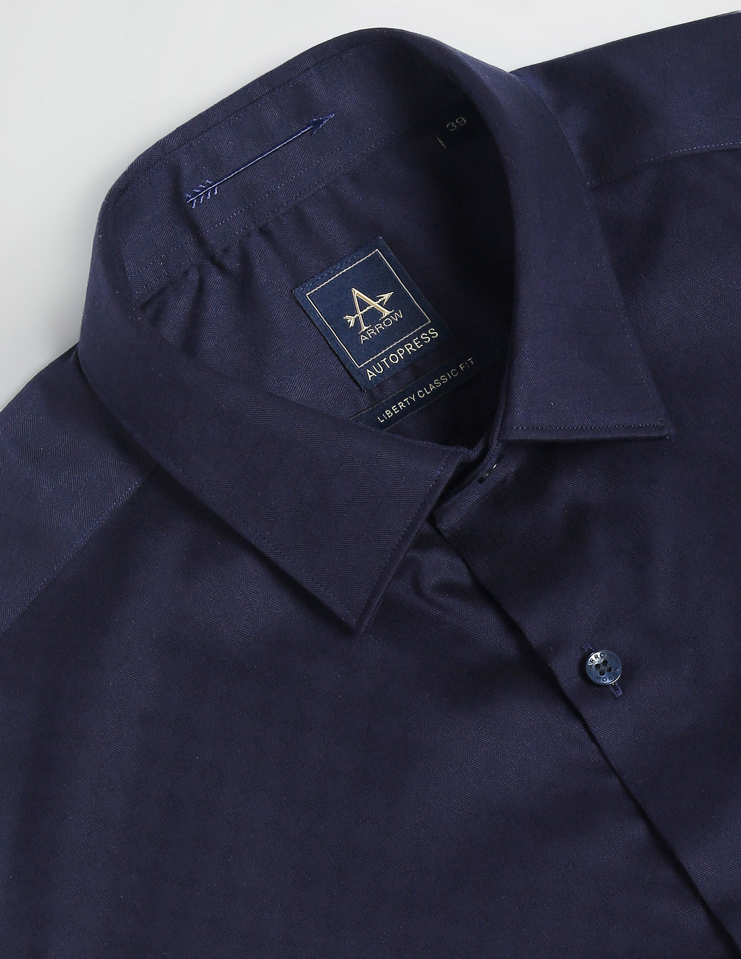 Arrow Auto Press Herringbone Shirt