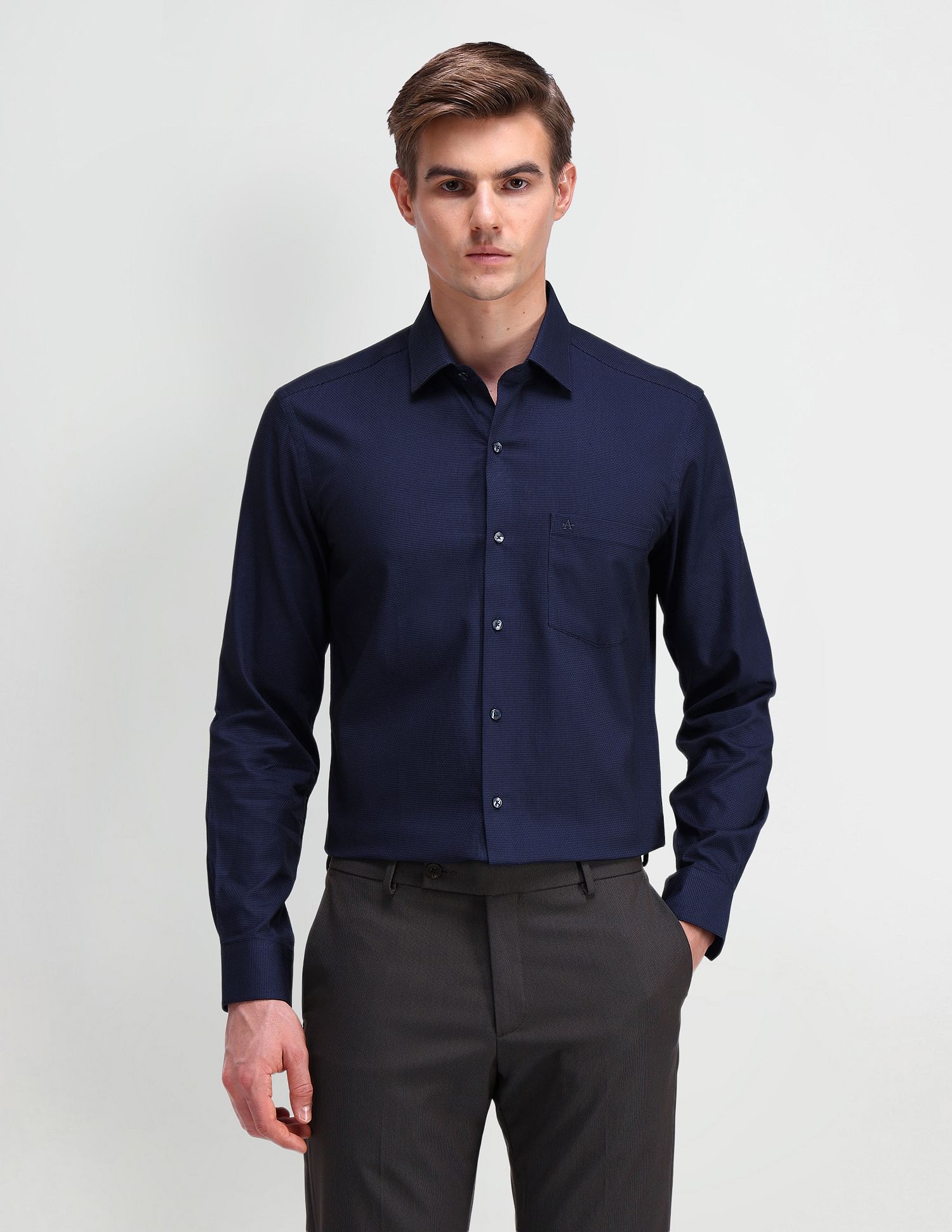 Arrow Manhattan Slim Fit Textured Shirt