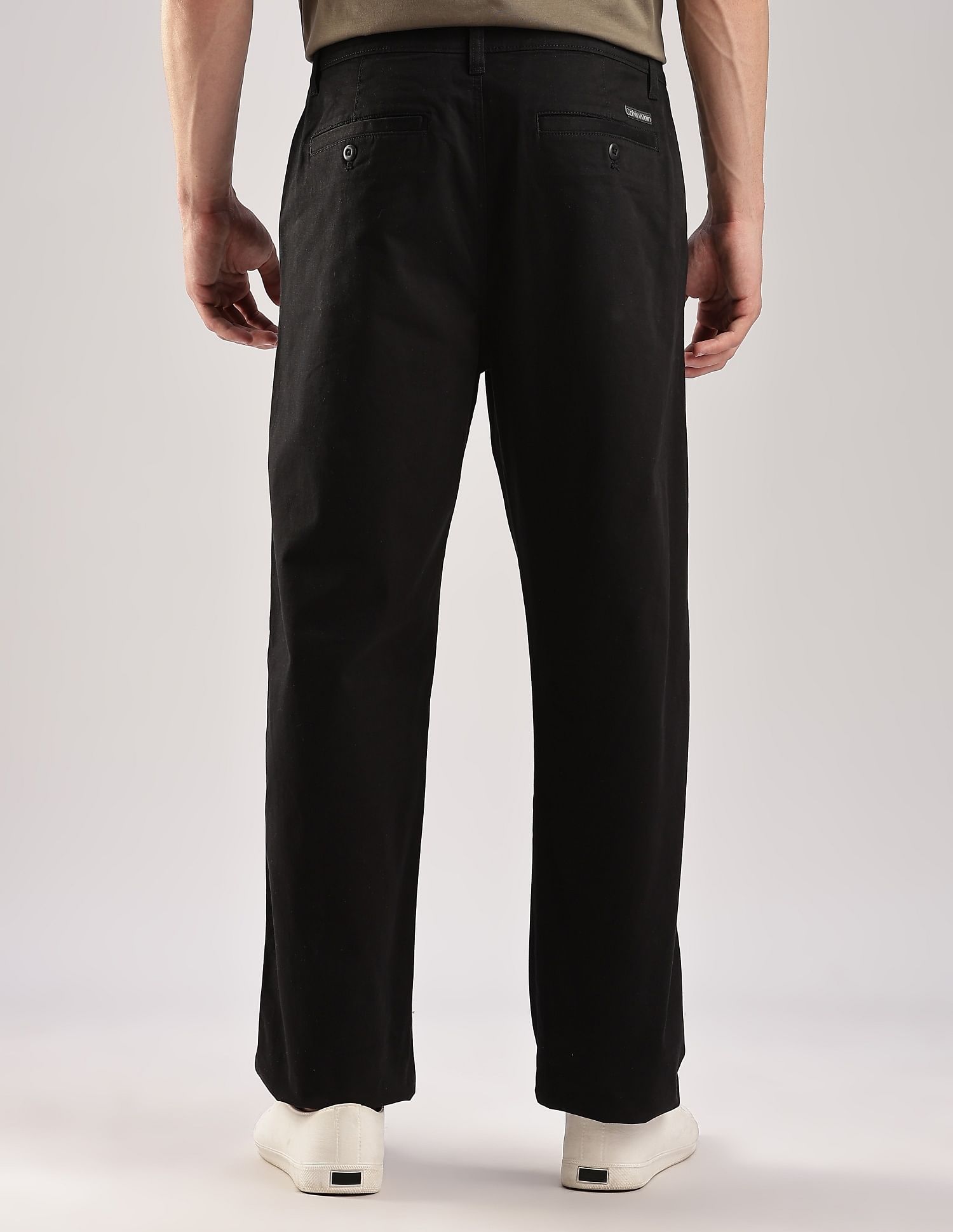 Calvin Klein Jeans Relaxed-Fit Solid Mid Rise Trousers