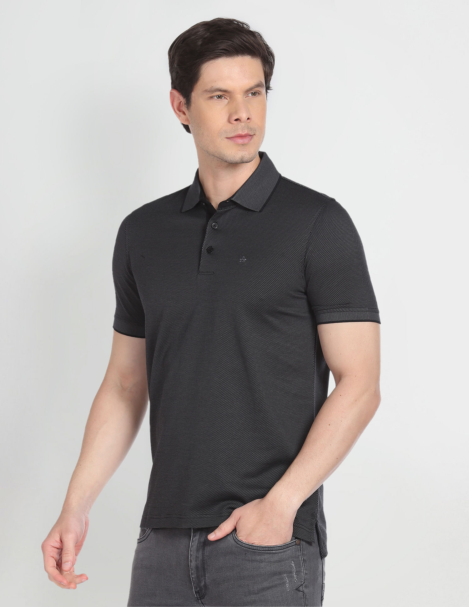 Arrow Ribbed Collar Patterned Knit Polo Shirt