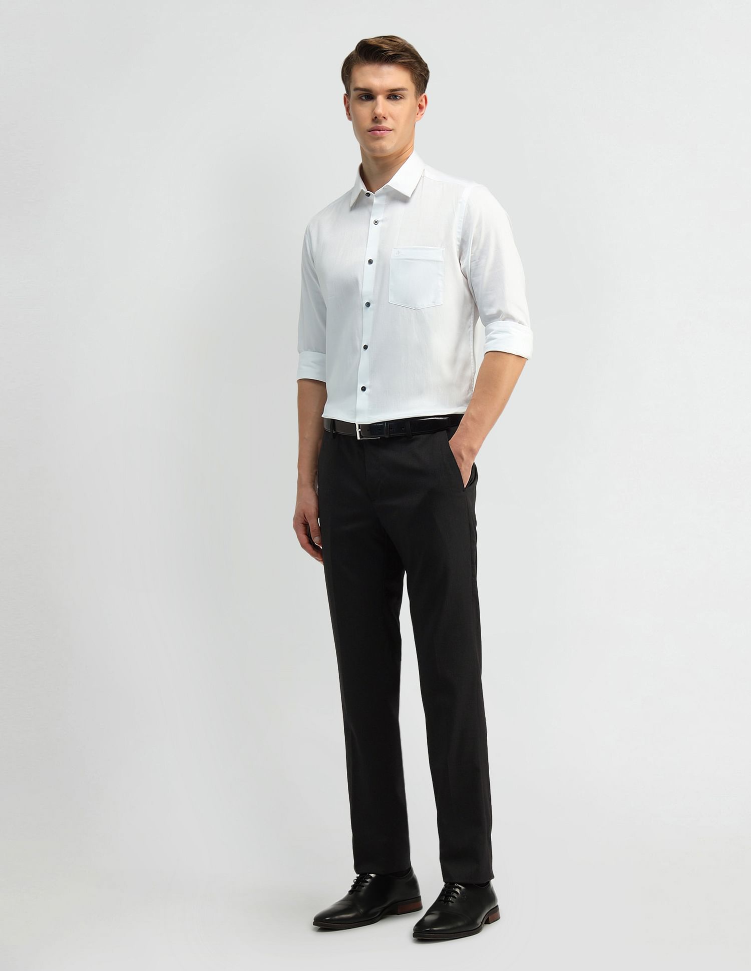 Arrow Mid Rise Tapered Fit Trousers