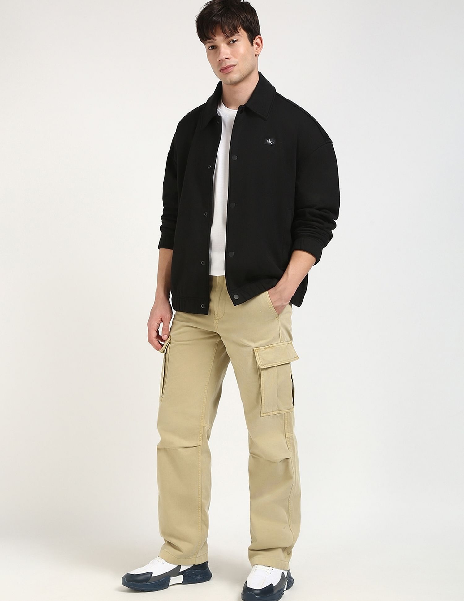 Calvin Klein Jeans Solid Relaxed-Fit Cotton Sweatshirt