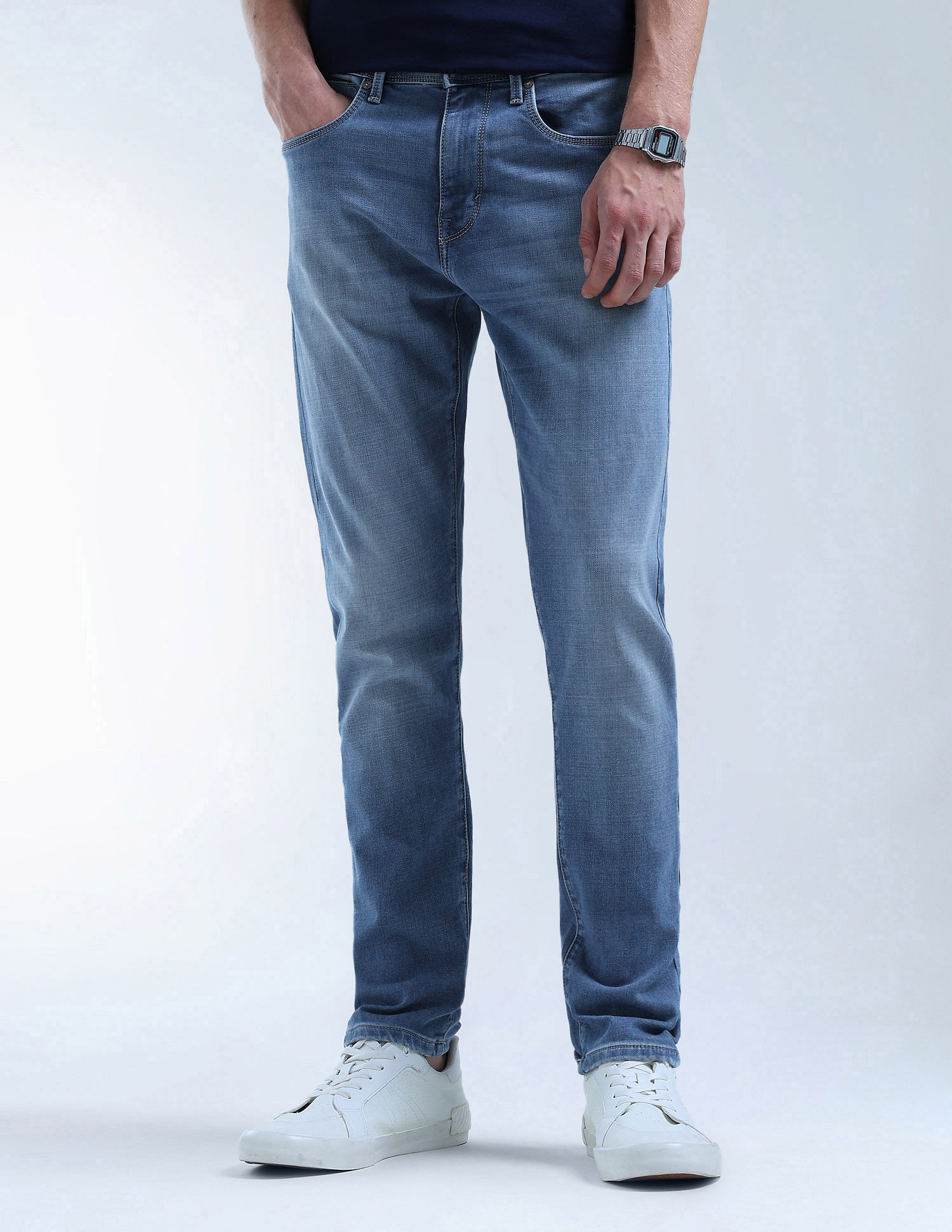 Flying Machine Slash Slim-Tapered Fit Stone Washed Jeans