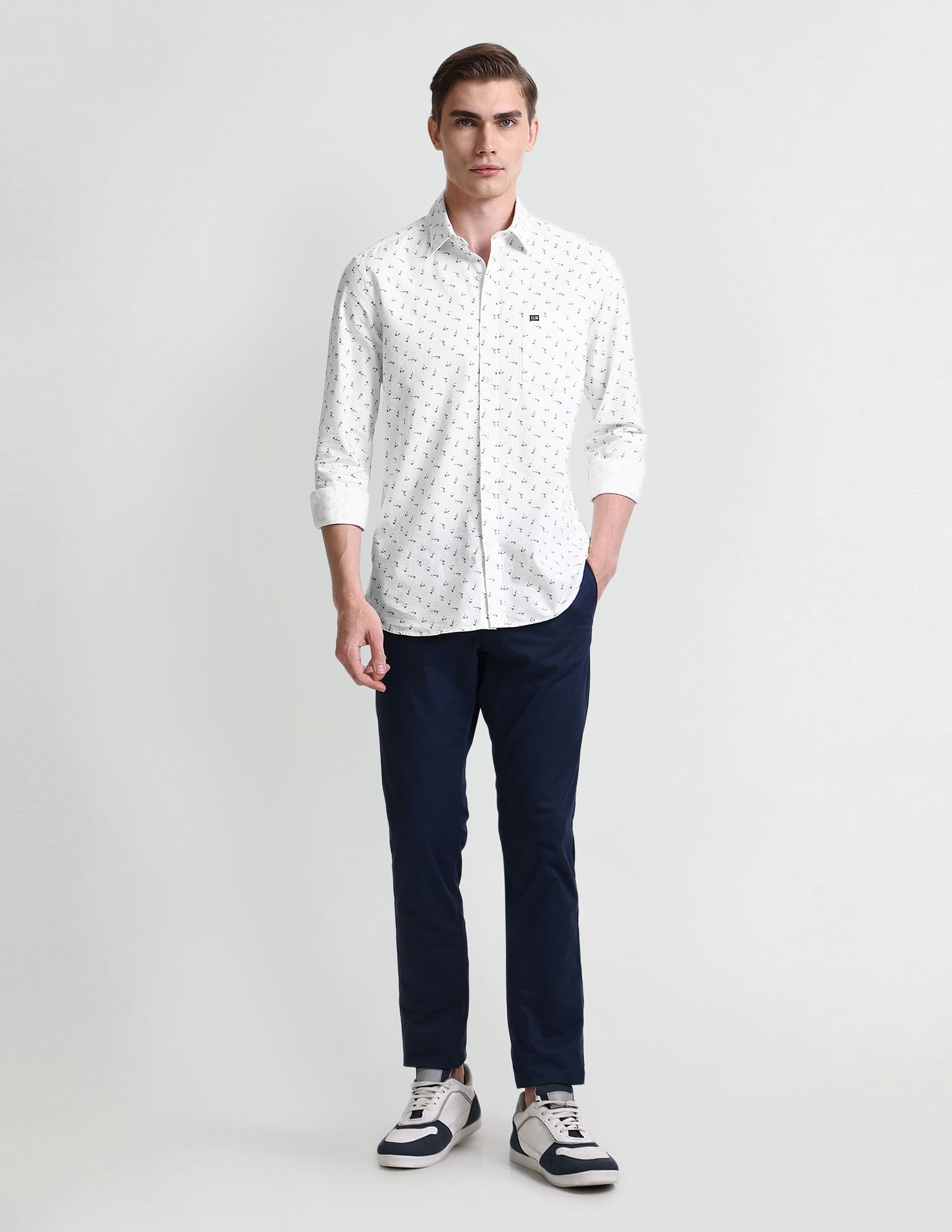 Arrow Sport Manhattan Slim Fit Floral Print Shirt