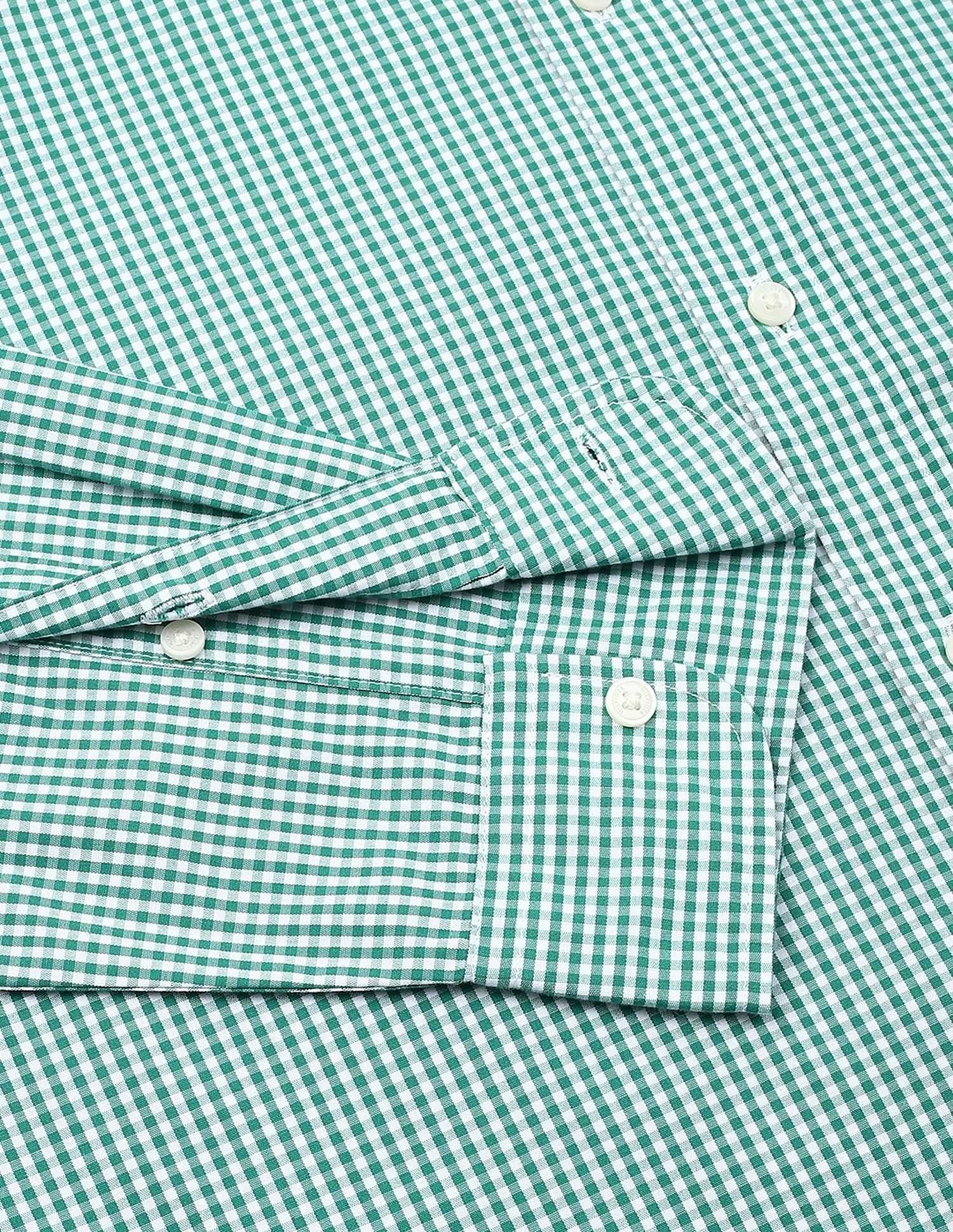 Tommy Hilfiger Checks Regular-Fit Poplin Woven Shirt