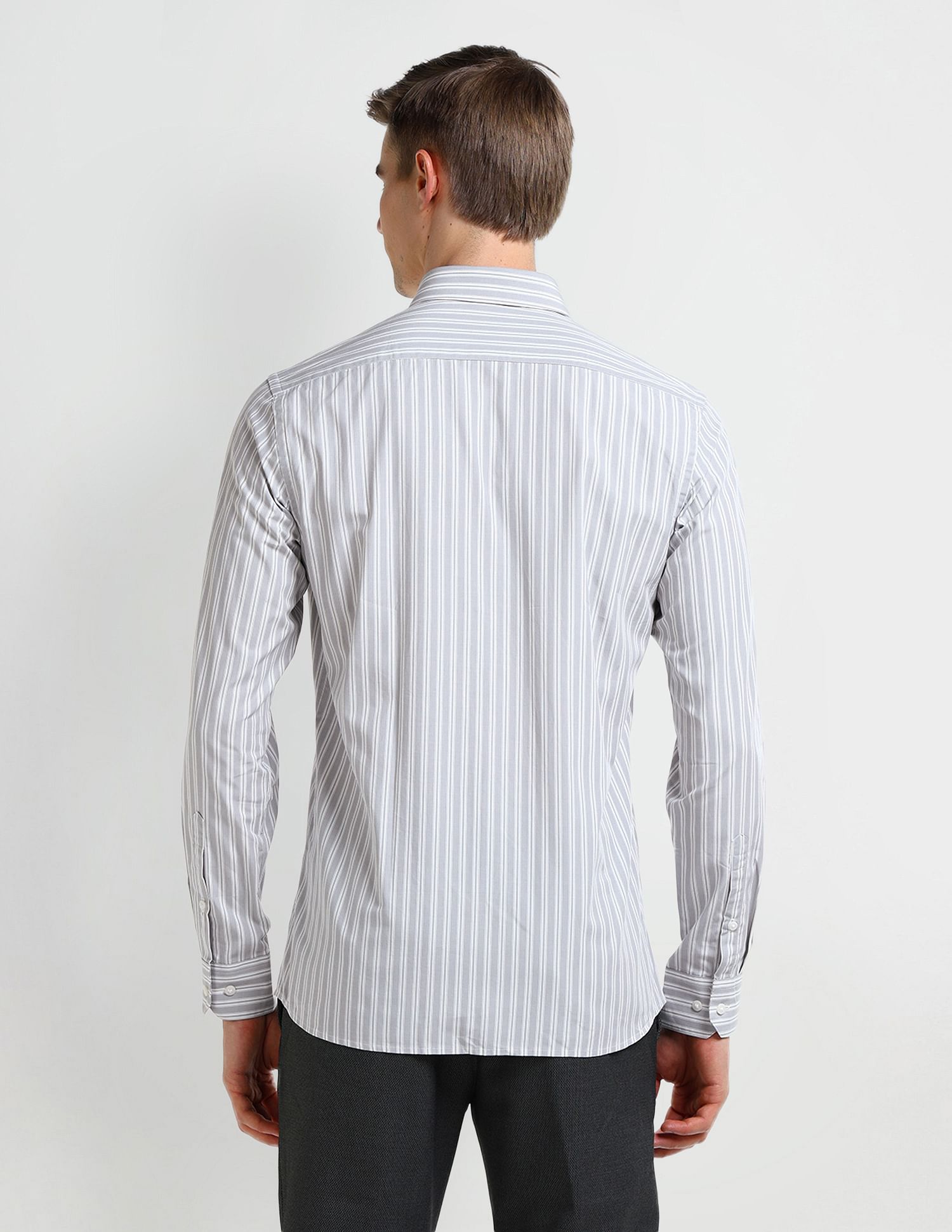 Arrow Manhattan Slim Fit Cotton Shirt