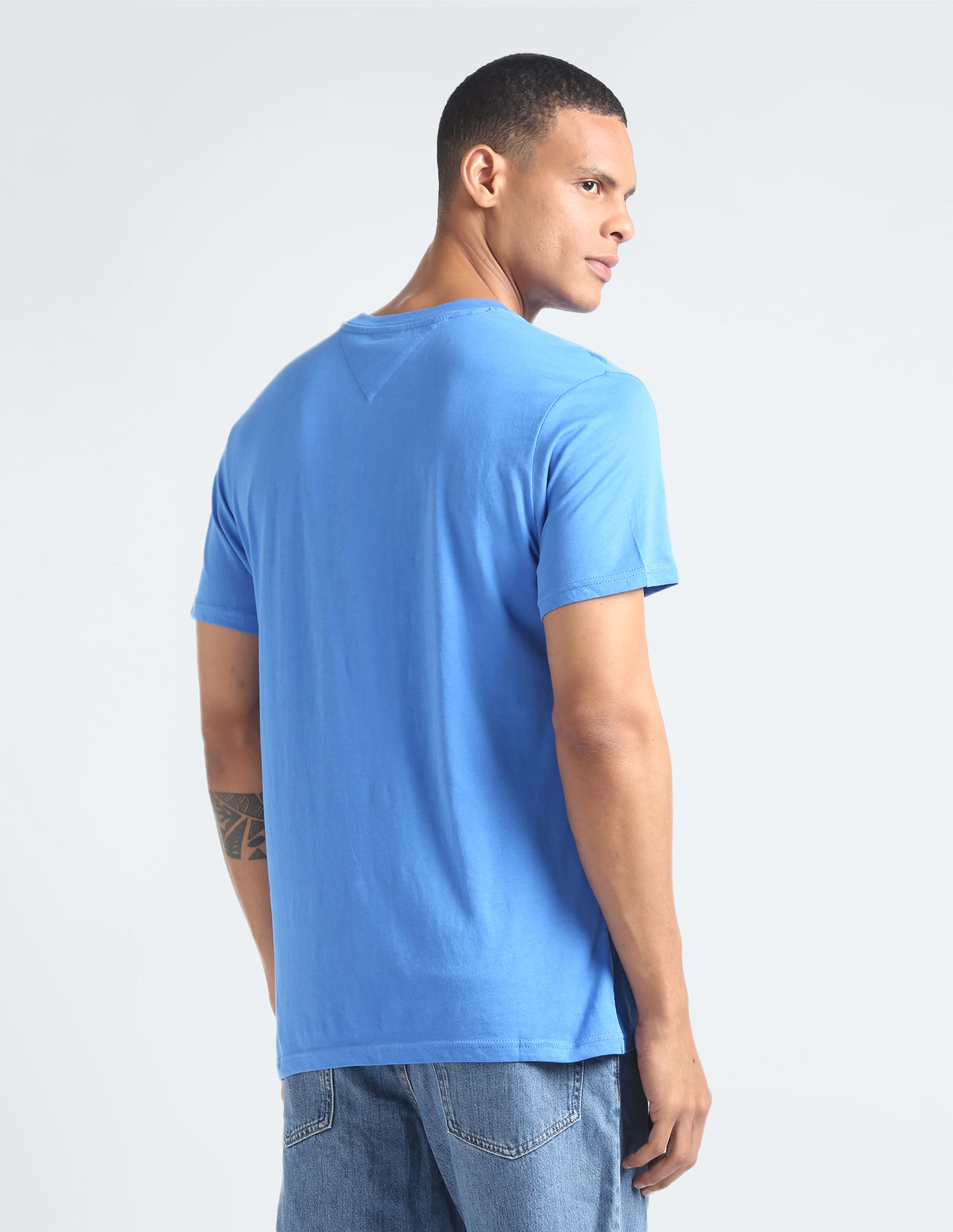 Tommy Hilfiger Essential Logo Slim Fit T-Shirt